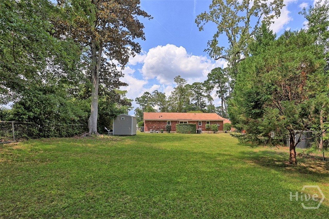 5 Prince Charles Court
