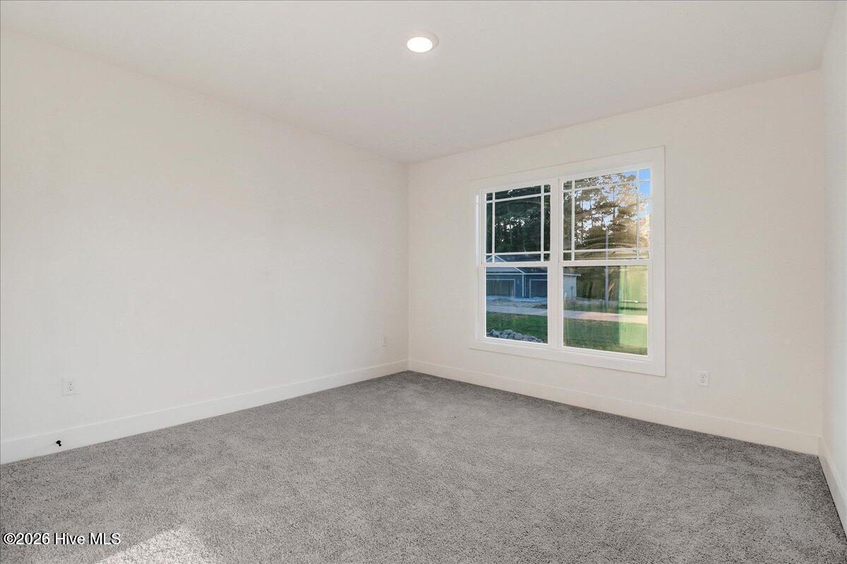 100552380 | Photo 24