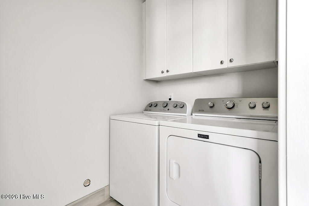 100565103 | Photo 33