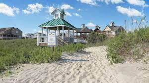 100548612 | Photo 35