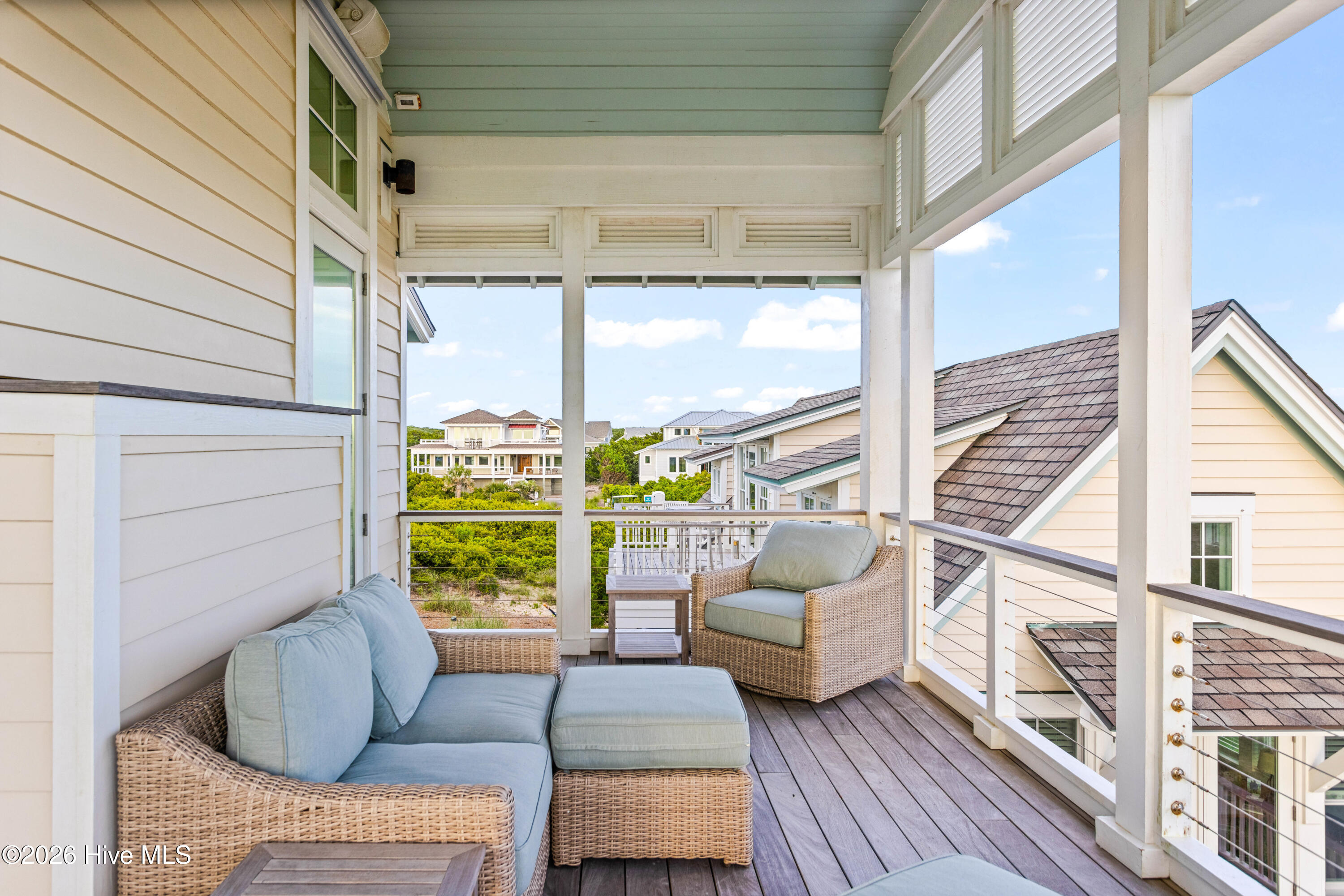 100569964 | Photo 20