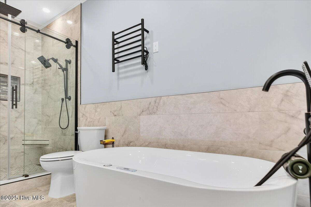 100523832 | Photo 49