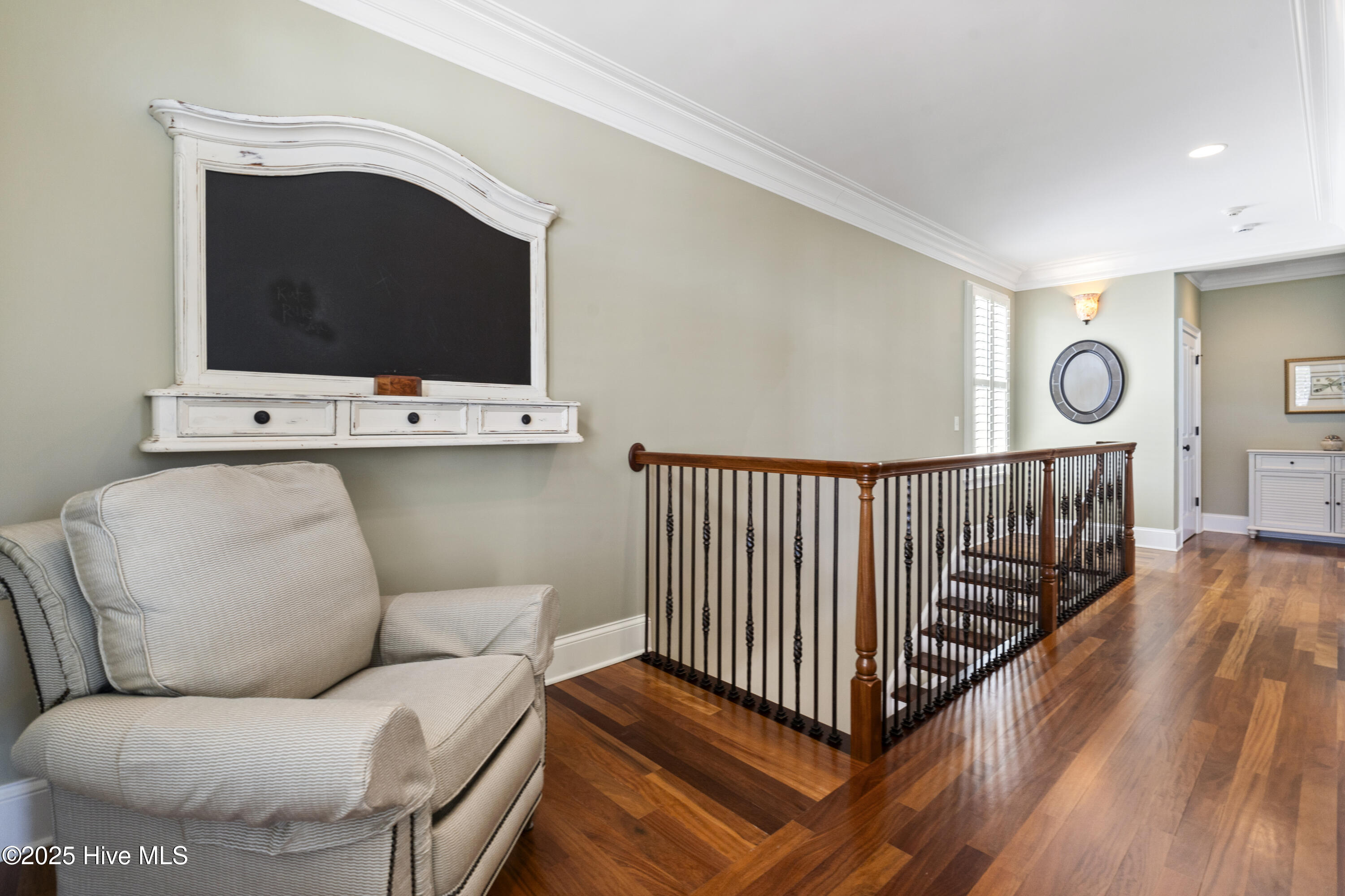 100498817 | Photo 100