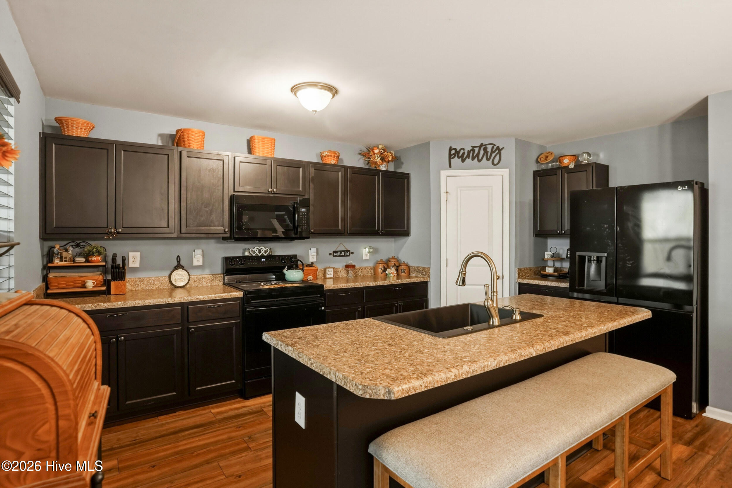 100556513 | Photo 13