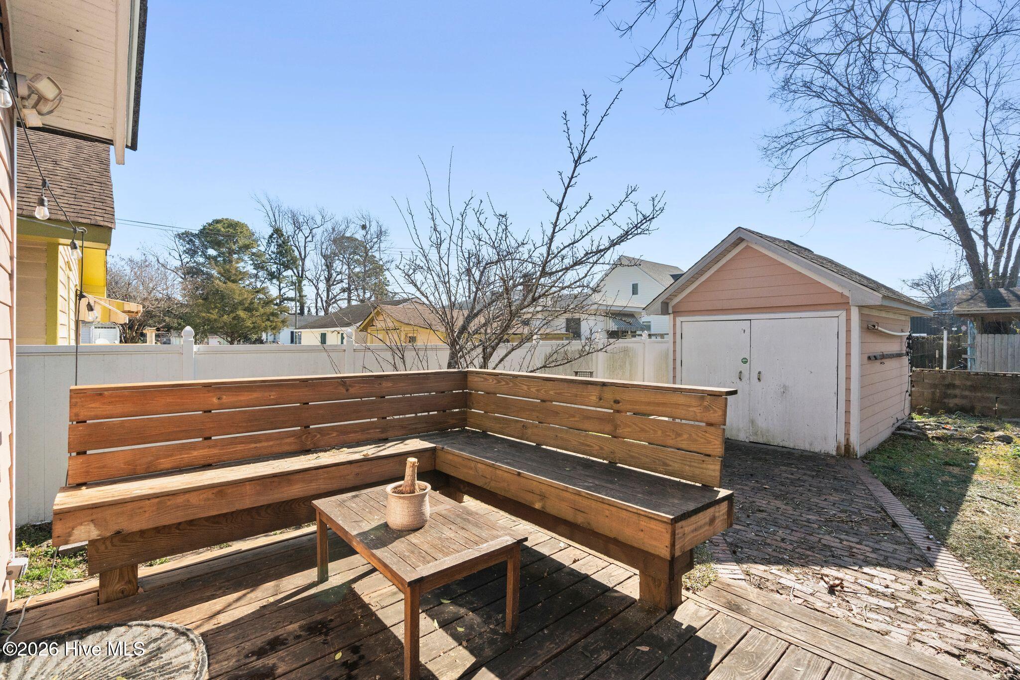 100554931 | Photo 30