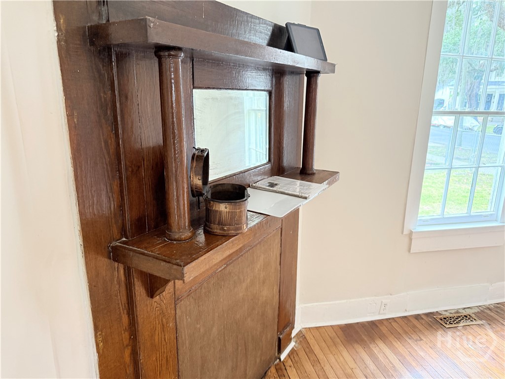 737 E 37th Street, Savannah, GA, 31401