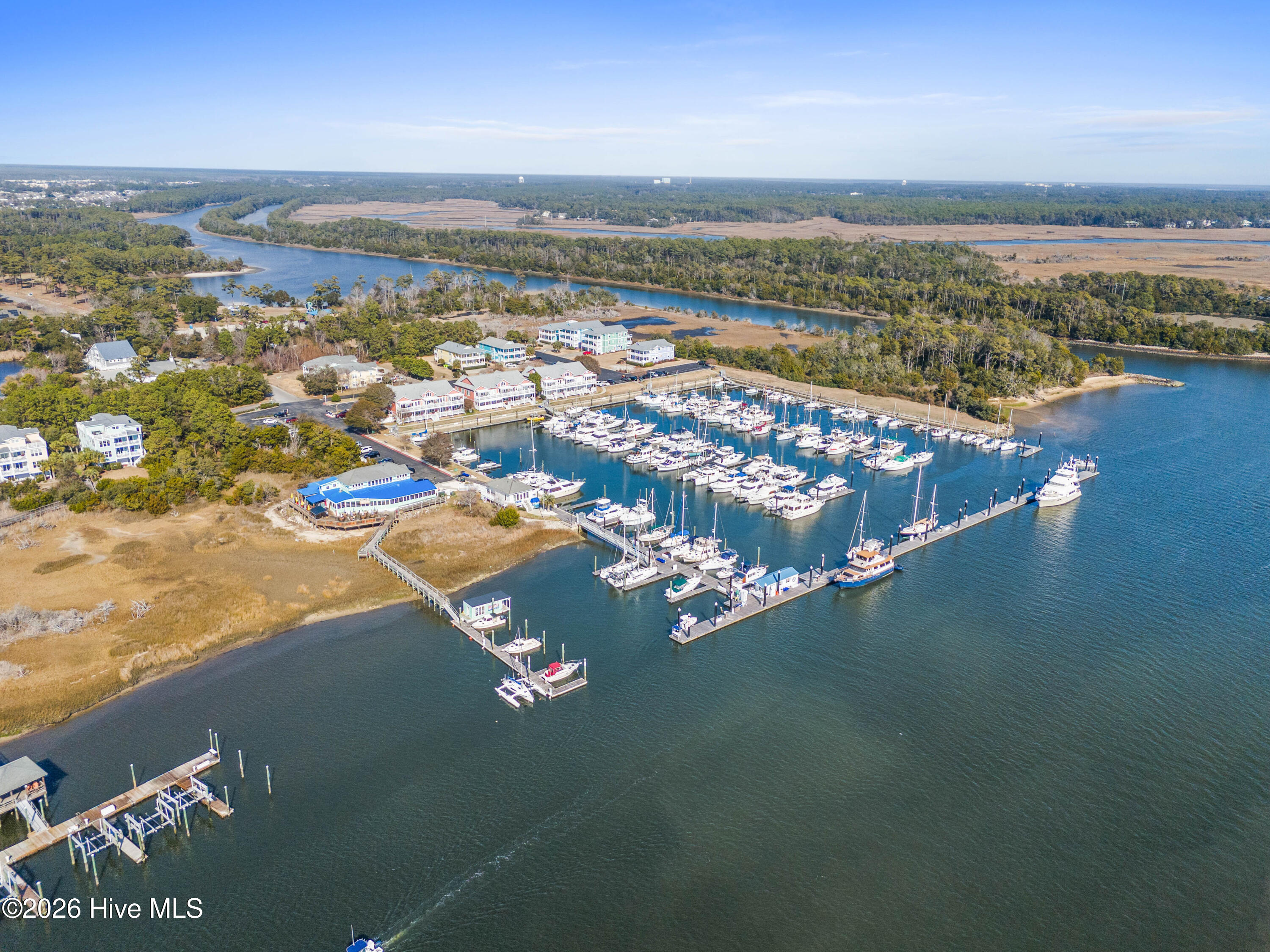 100564275 | Photo 53