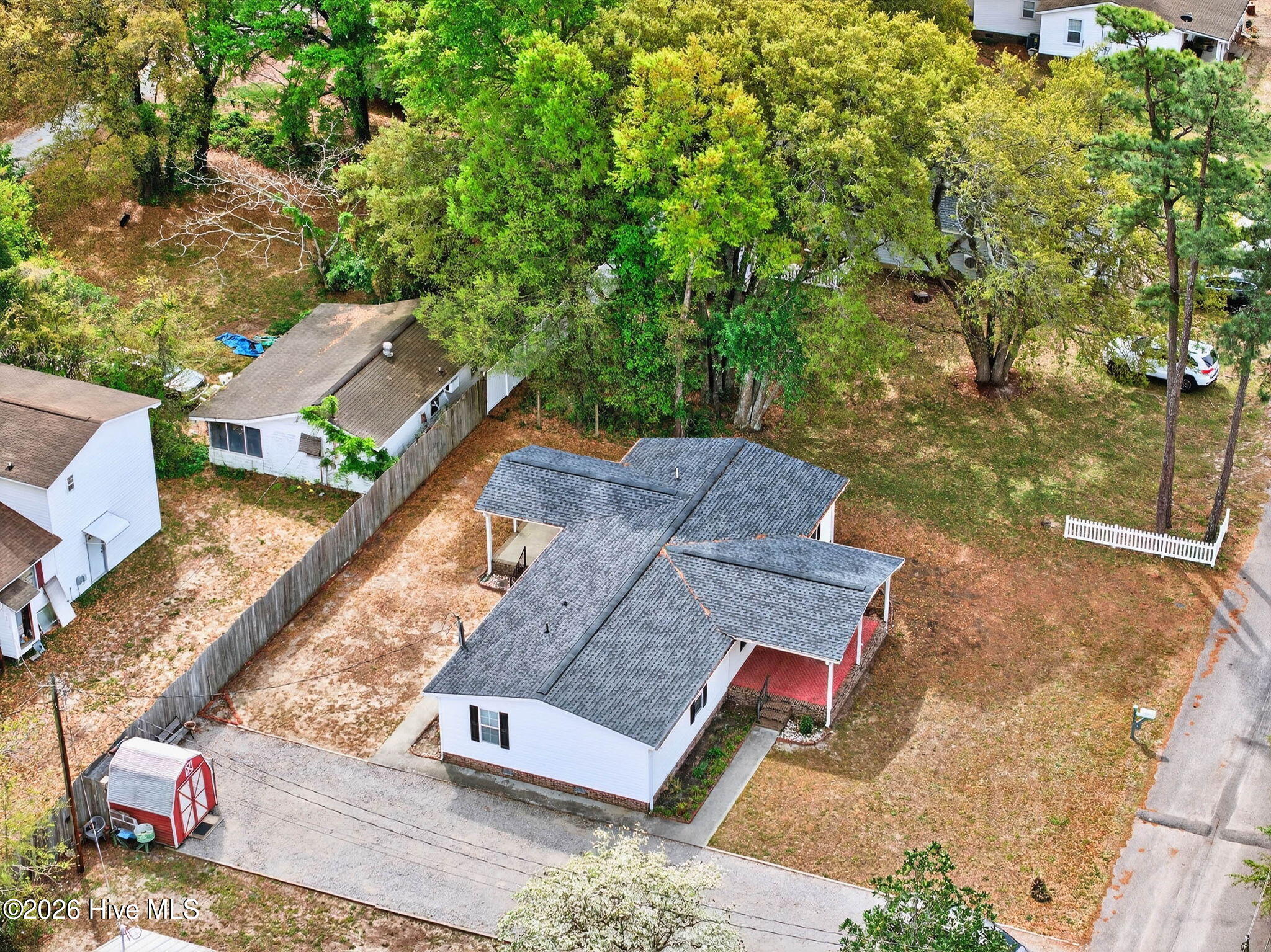 100565671 | Photo 25