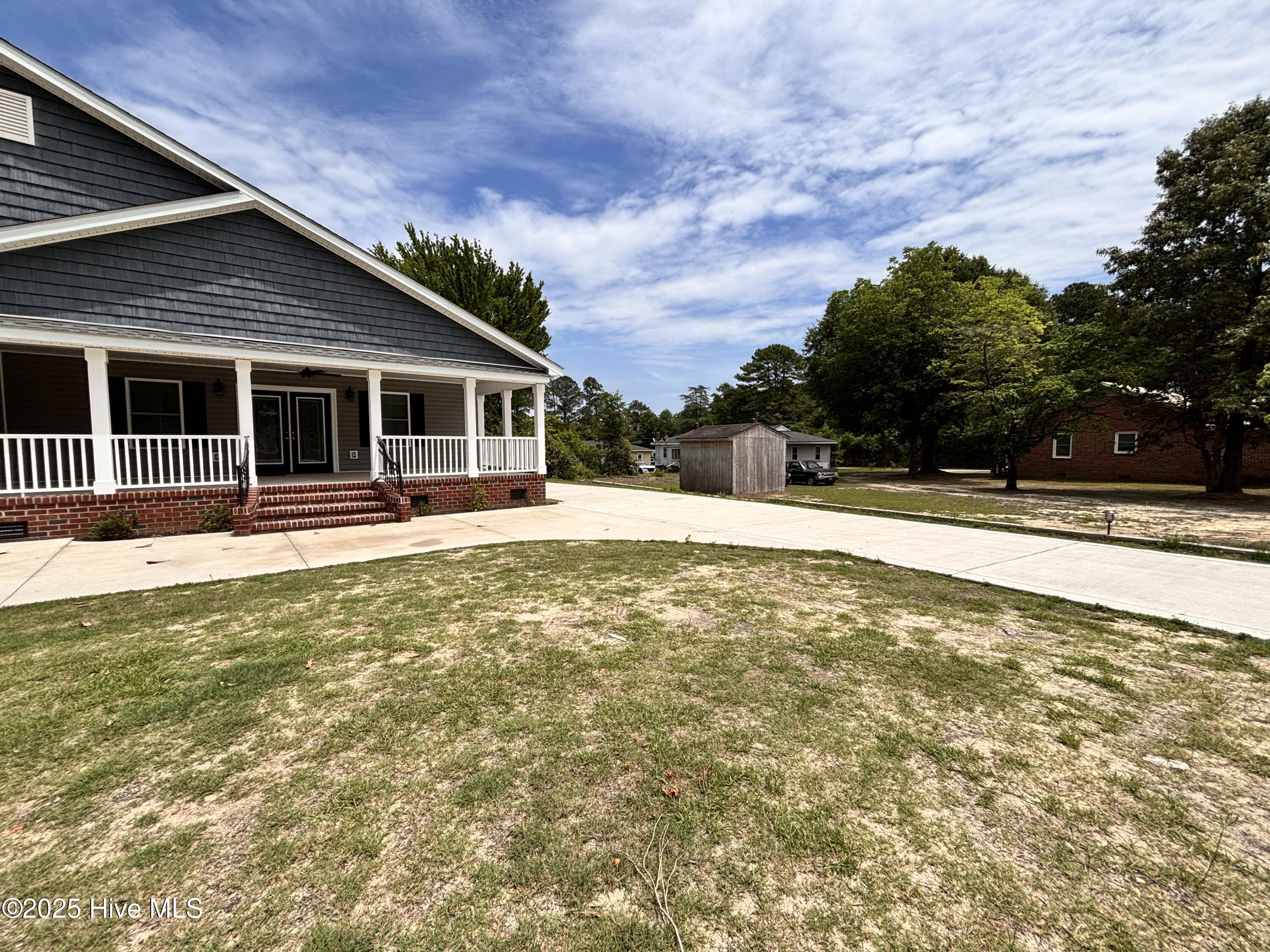 Homes for sale in Clinton, NC | 730 Northwest Blvd, Clinton, NC 28328 | MLS# 100511062