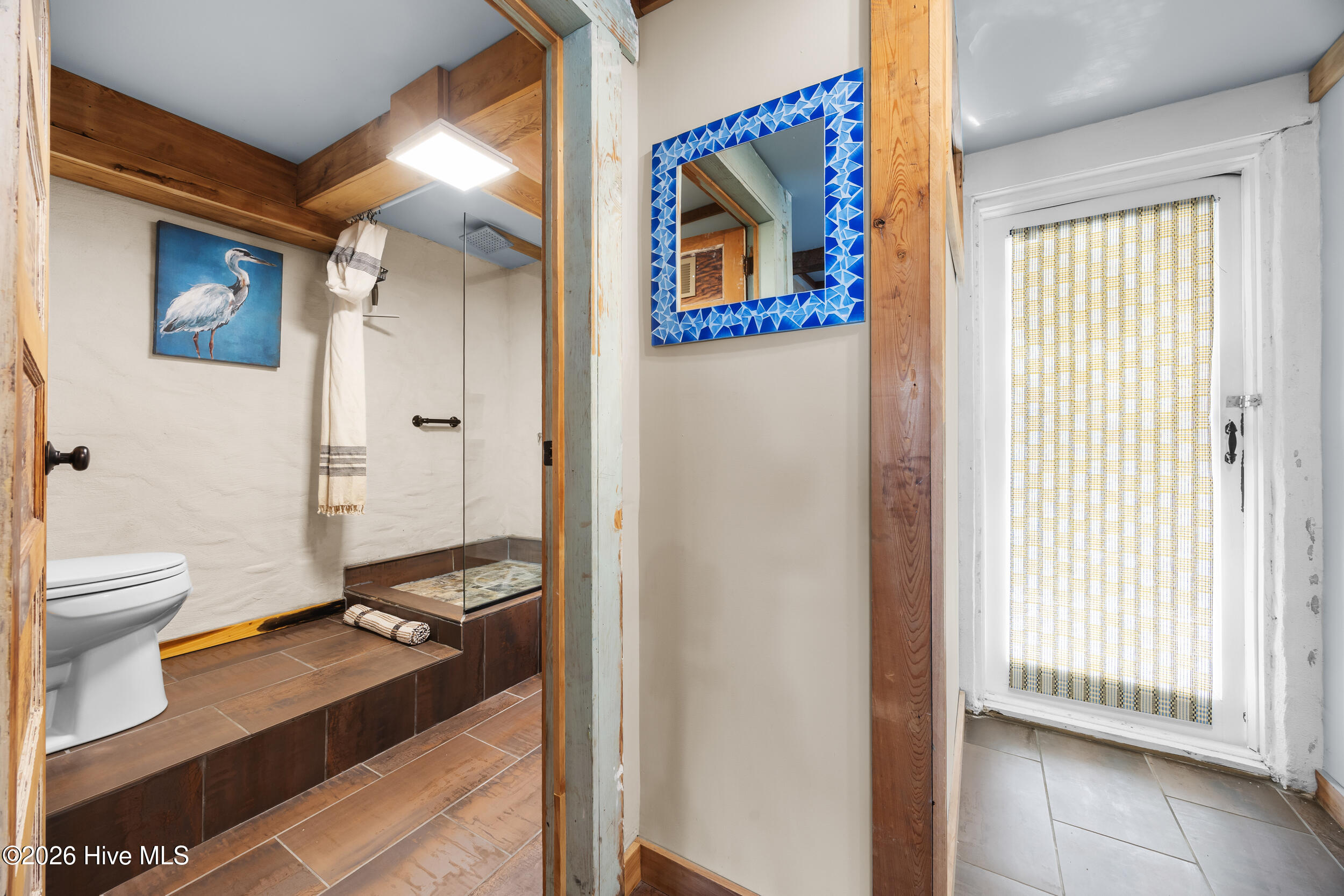 100559586 | Photo 50