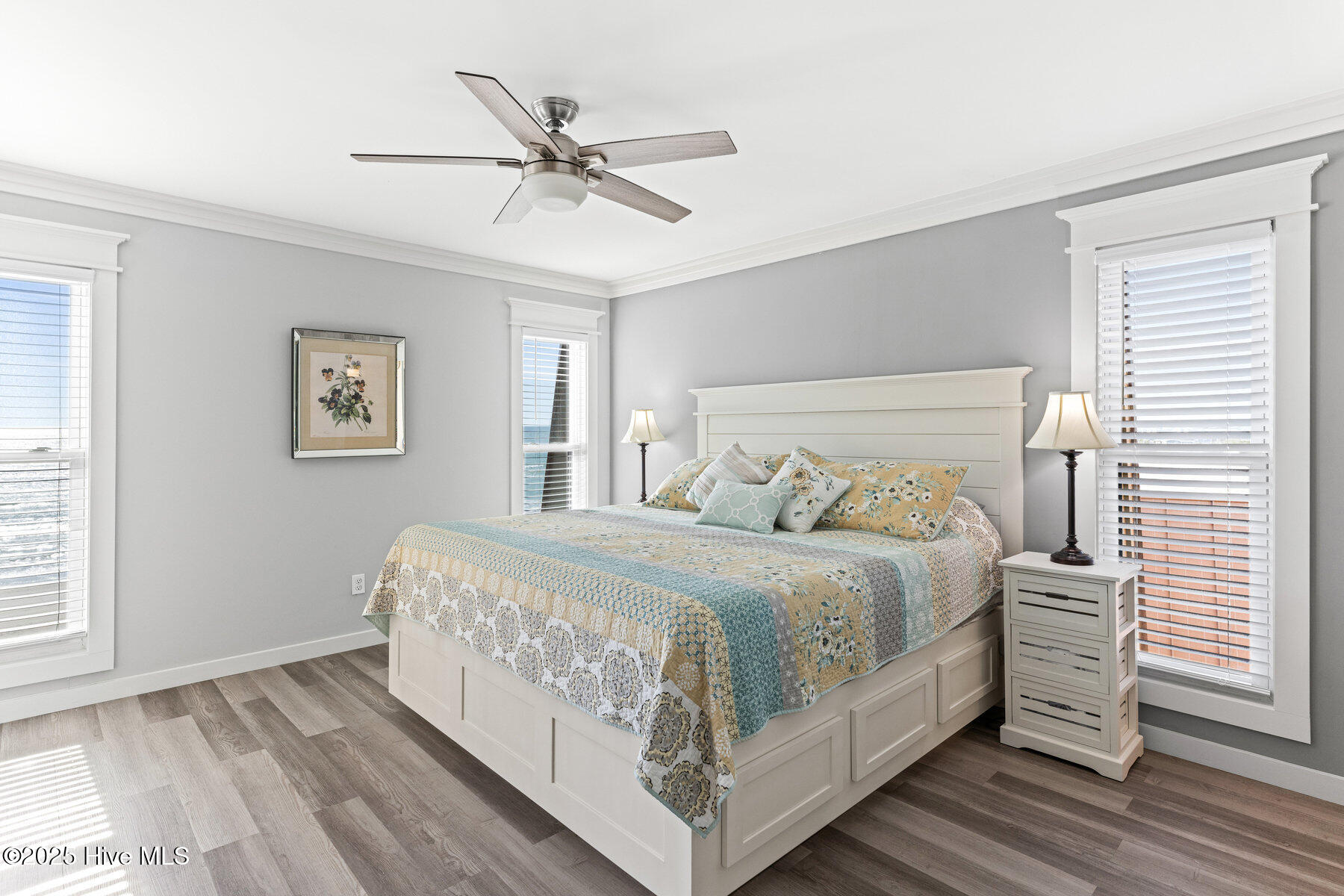 100546206 | Photo 16