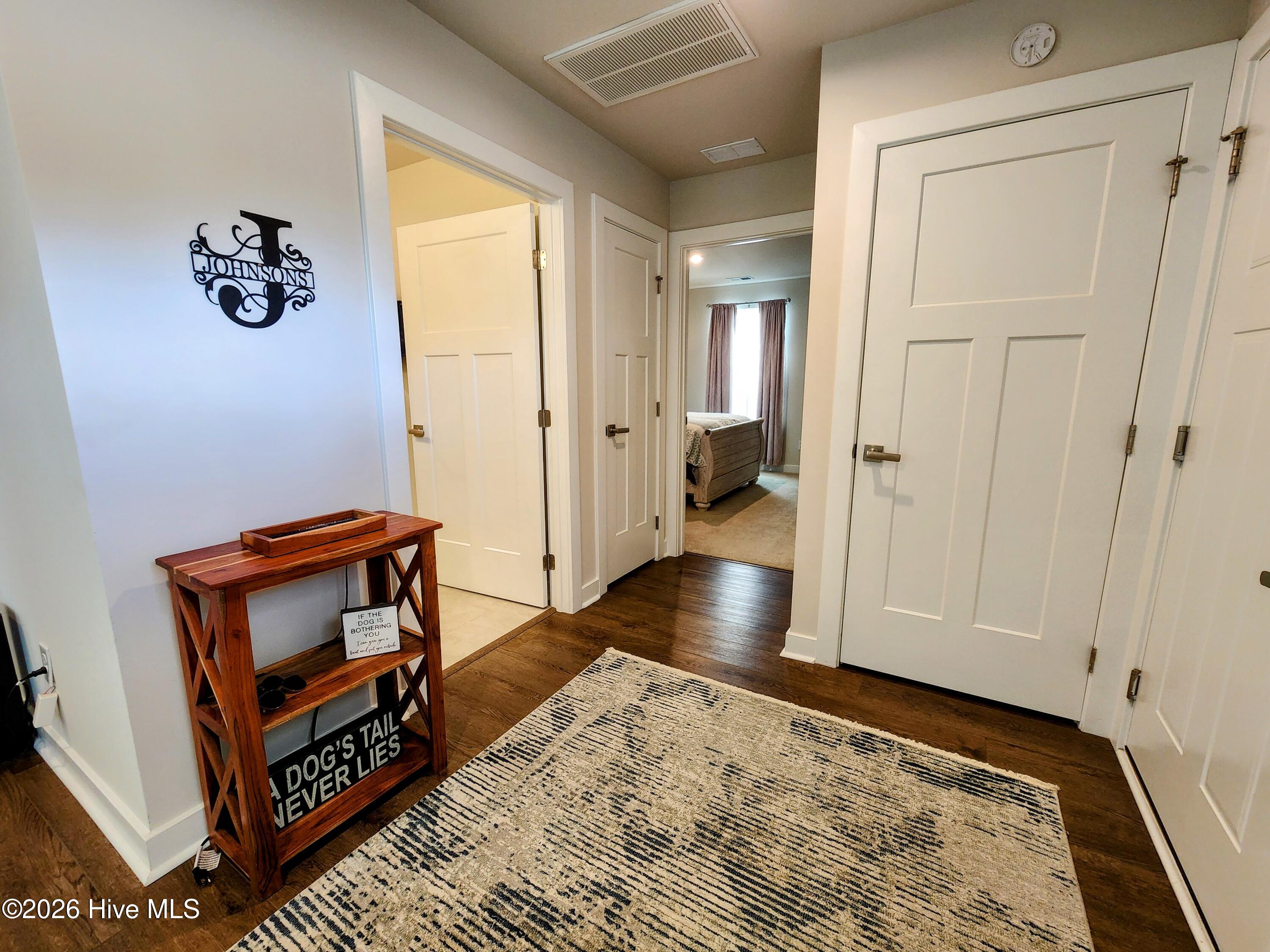 100556706 | Photo 21