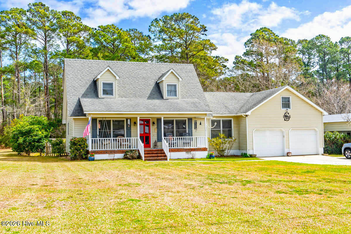 Homes for sale in Newport, NC | 915 Sunset Blvd, Newport, NC 28570 | MLS# 100575242