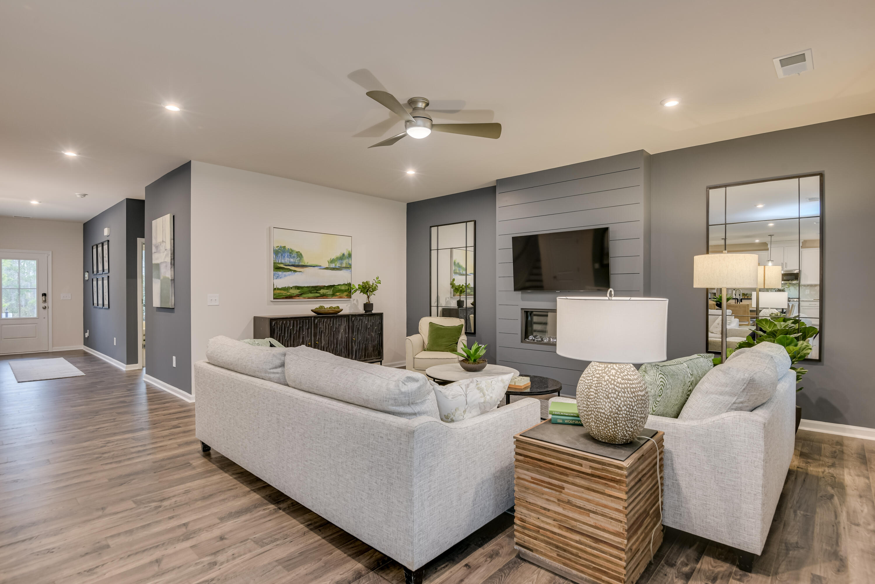 10-110-DSC_9108LRenfused