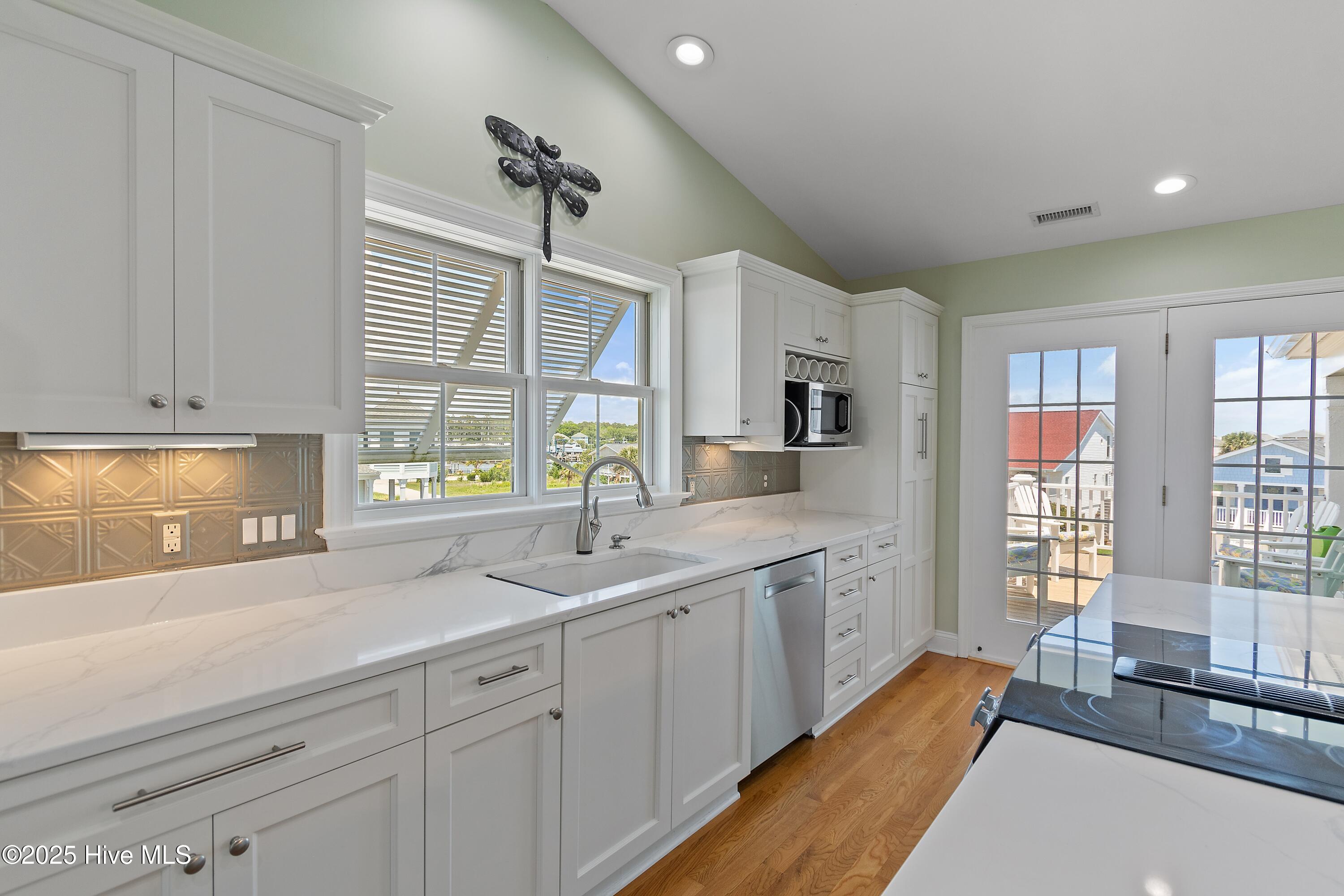 100552755 | Photo 29