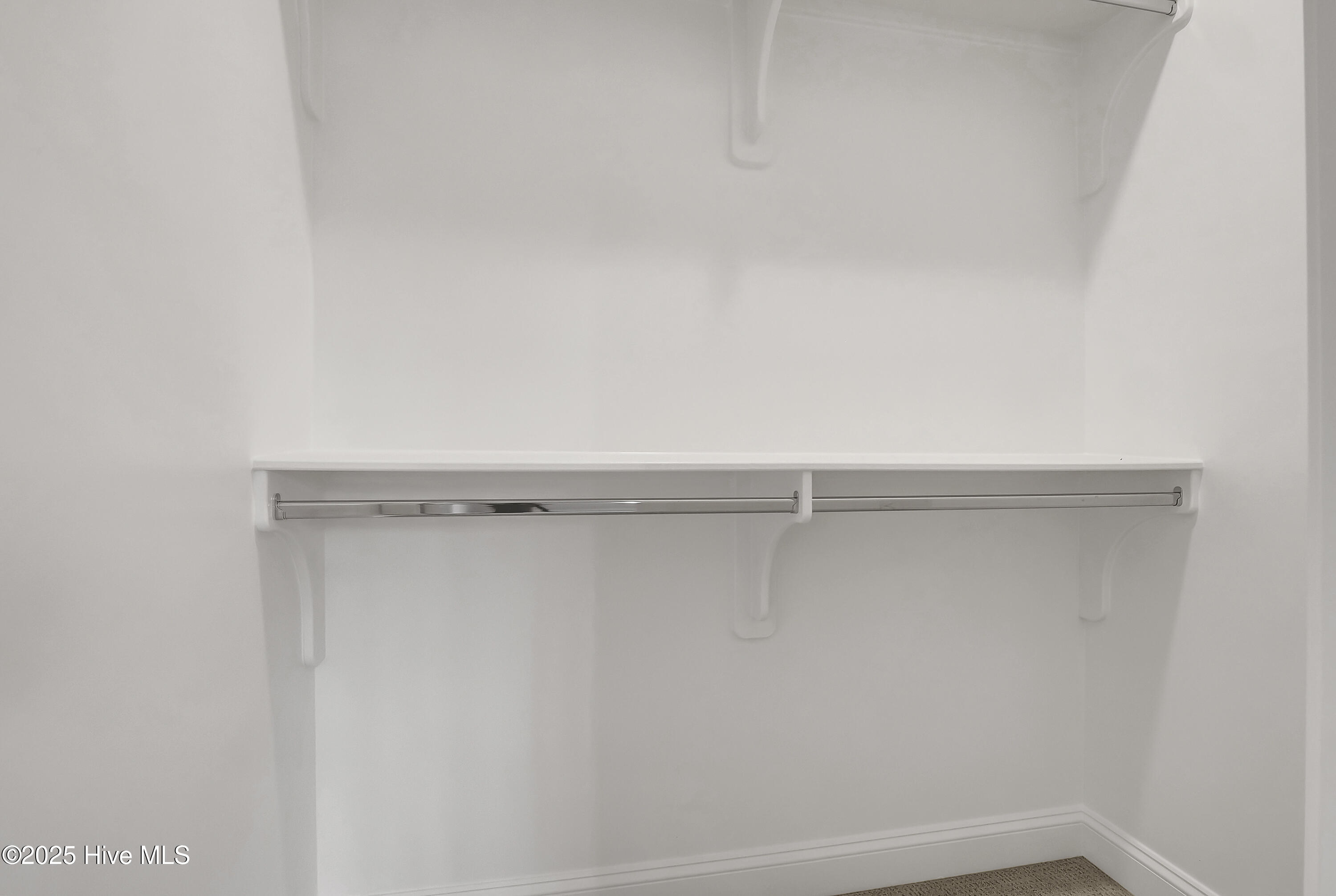 100515228 | Photo 24