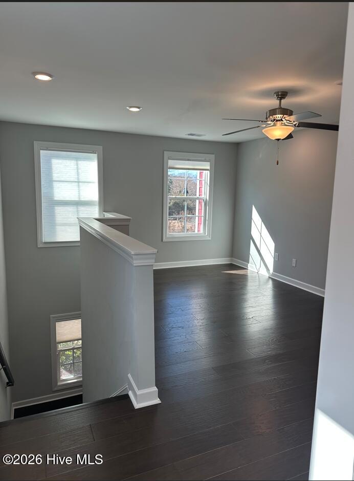 100548934 | Photo 18