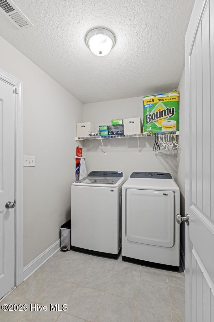 100560376 | Photo 30