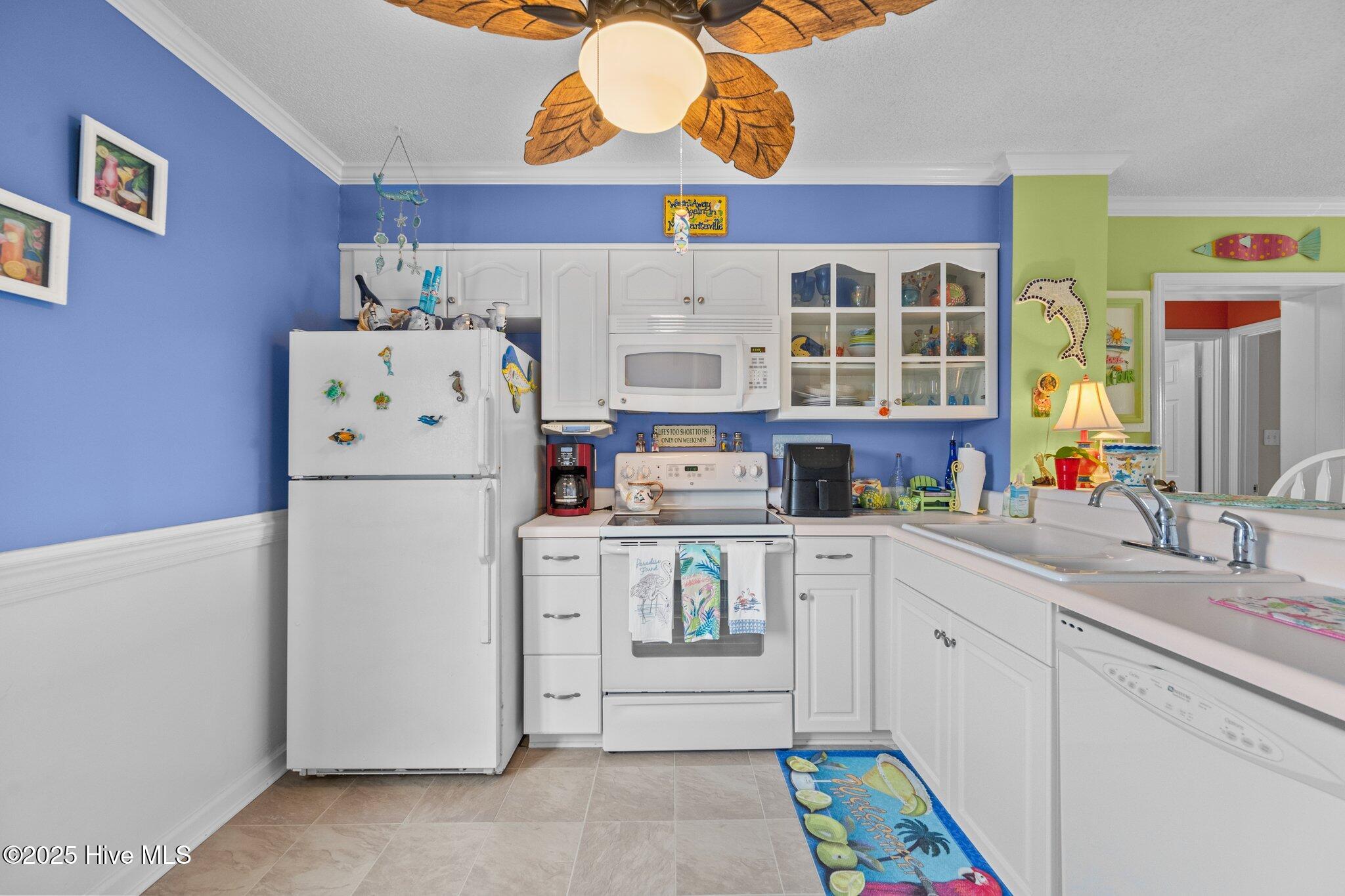 100511184 | Photo 12