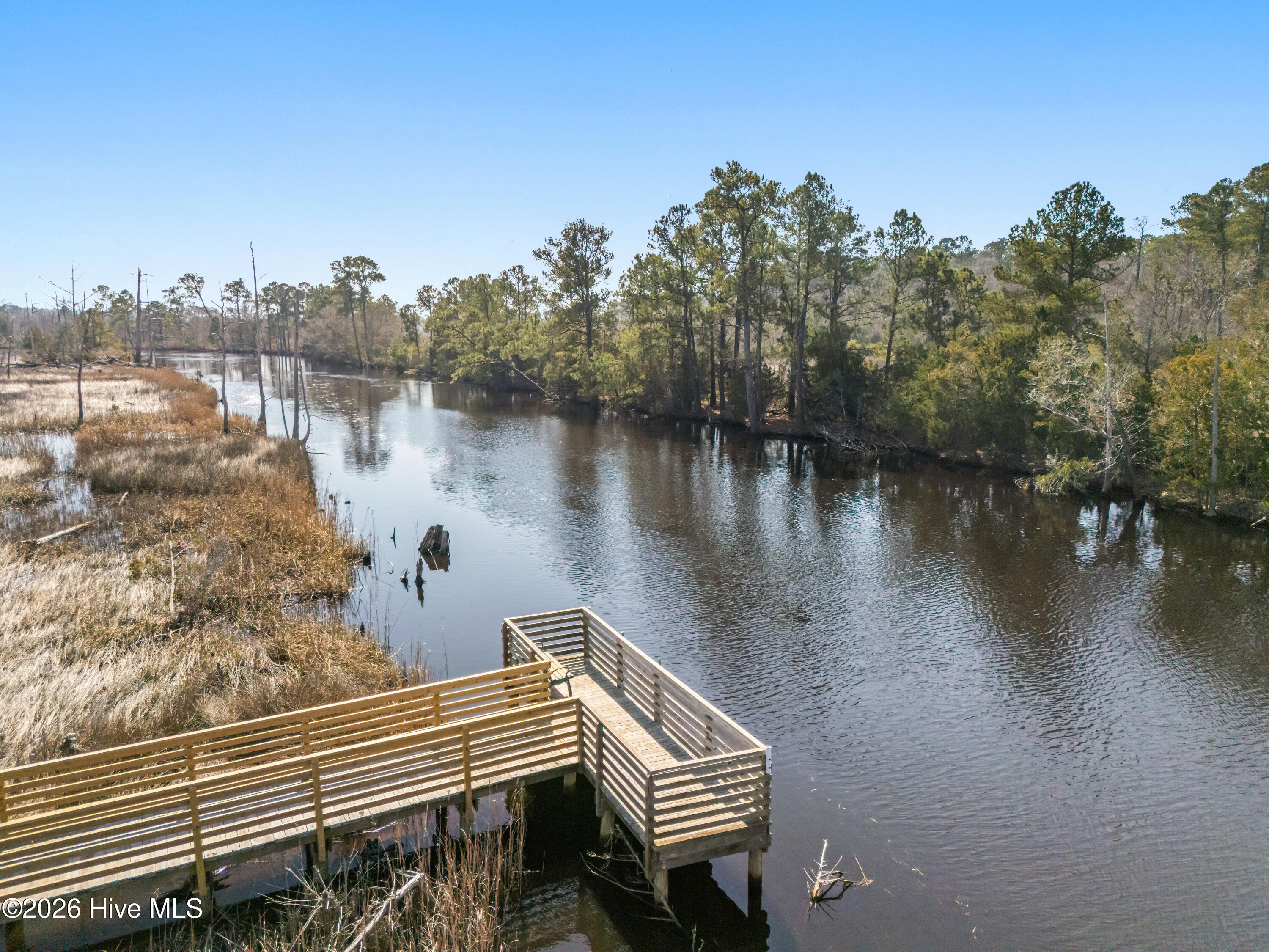 100561670 | Photo 30