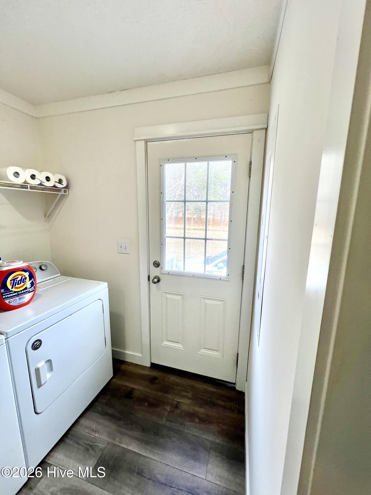 100558277 | Photo 14