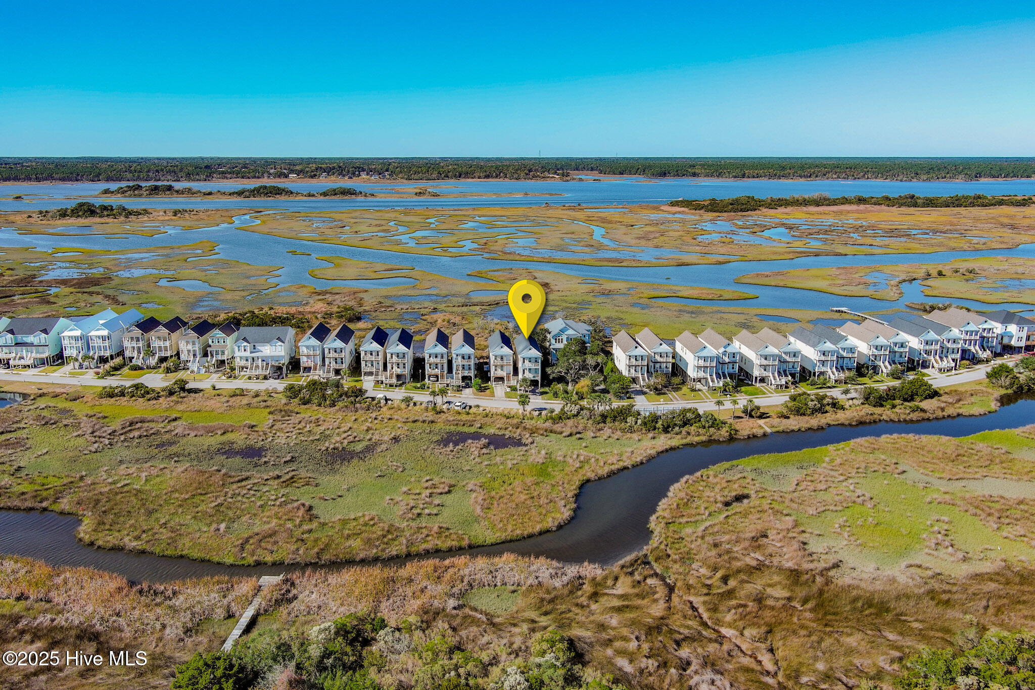 100538733 | Photo 51