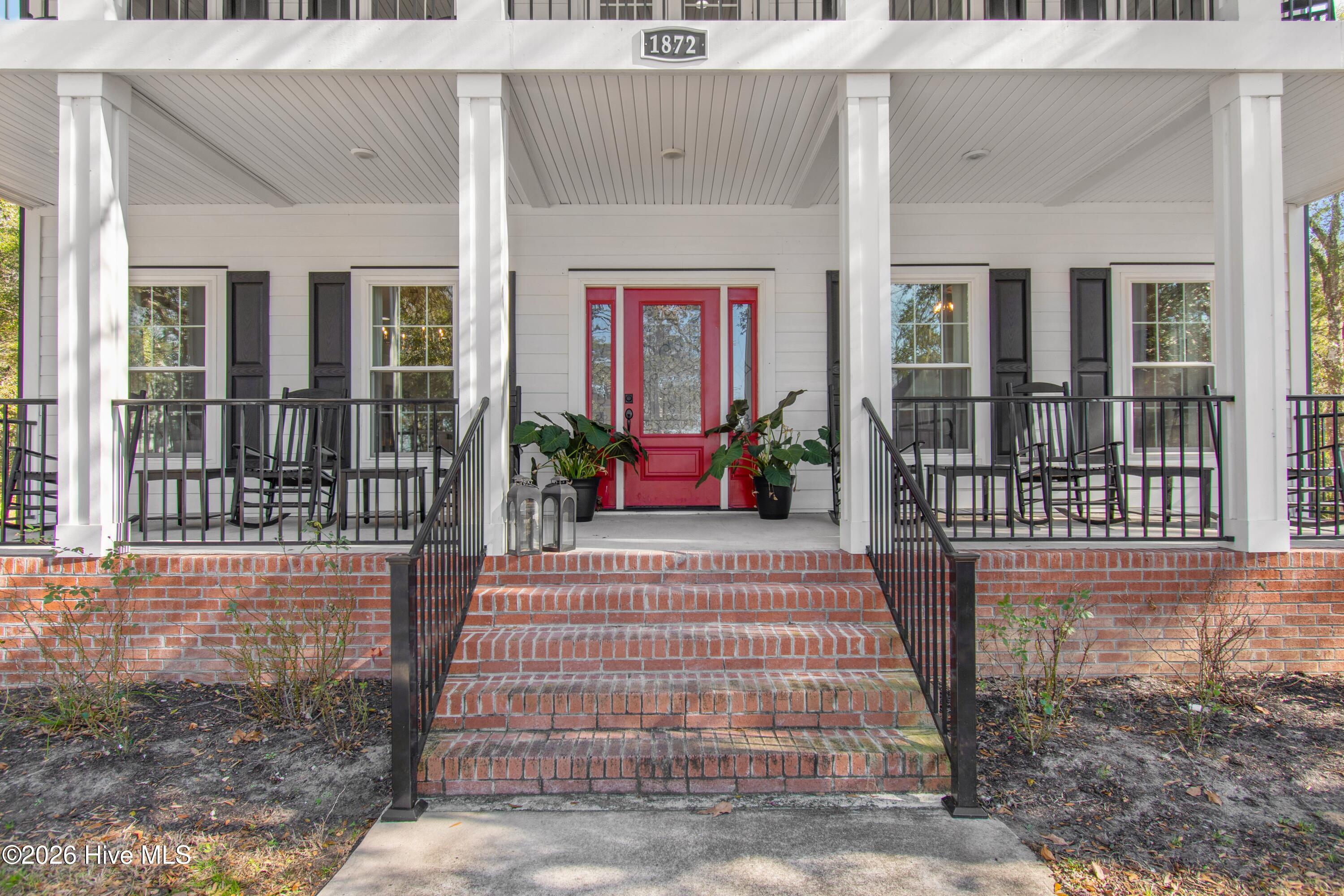 100550305 | Photo 45