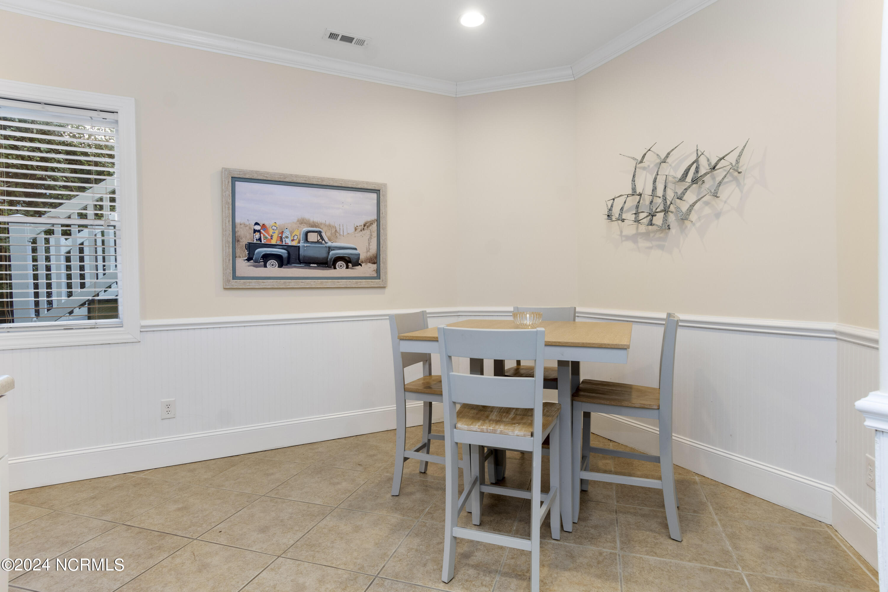 100429078 | Photo 55