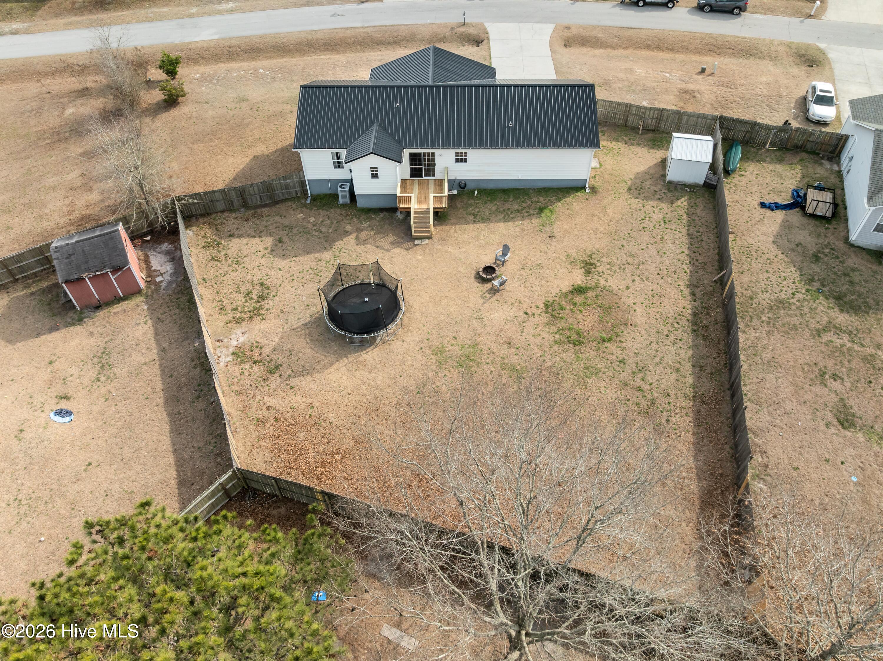 100556999 | Photo 45