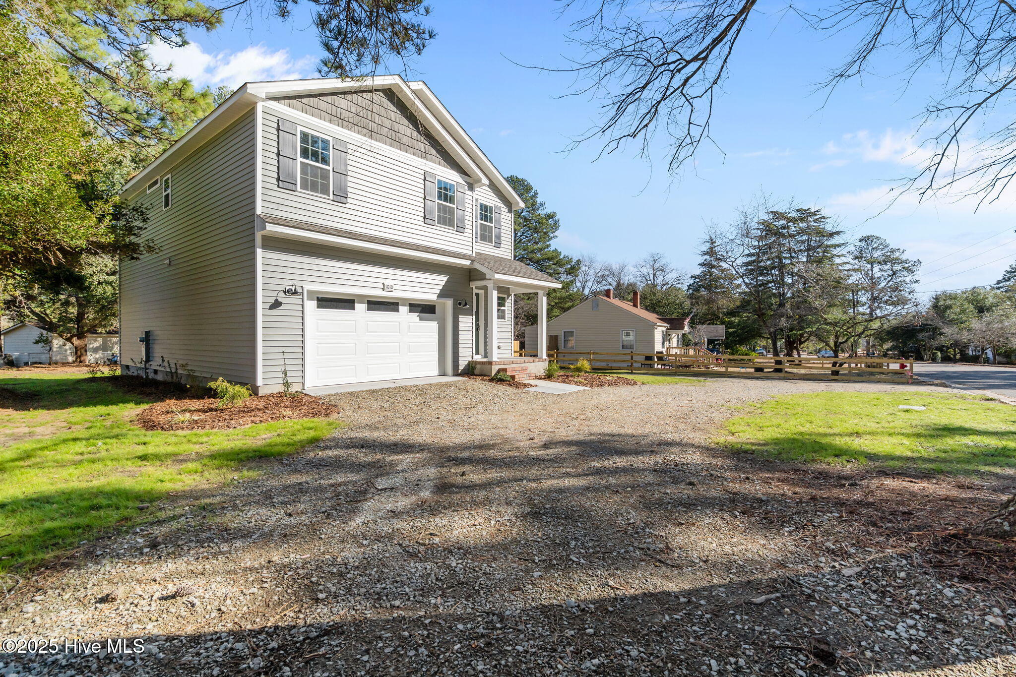 Homes for sale in Aberdeen, NC | 1010 W Saunders Ave, Aberdeen, NC 28315 | MLS# 100540041