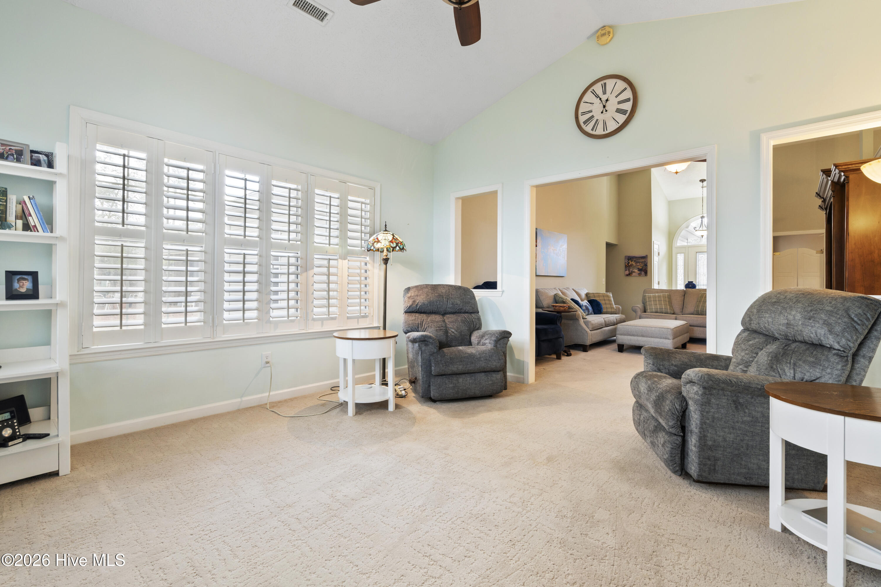 100551724 | Photo 18