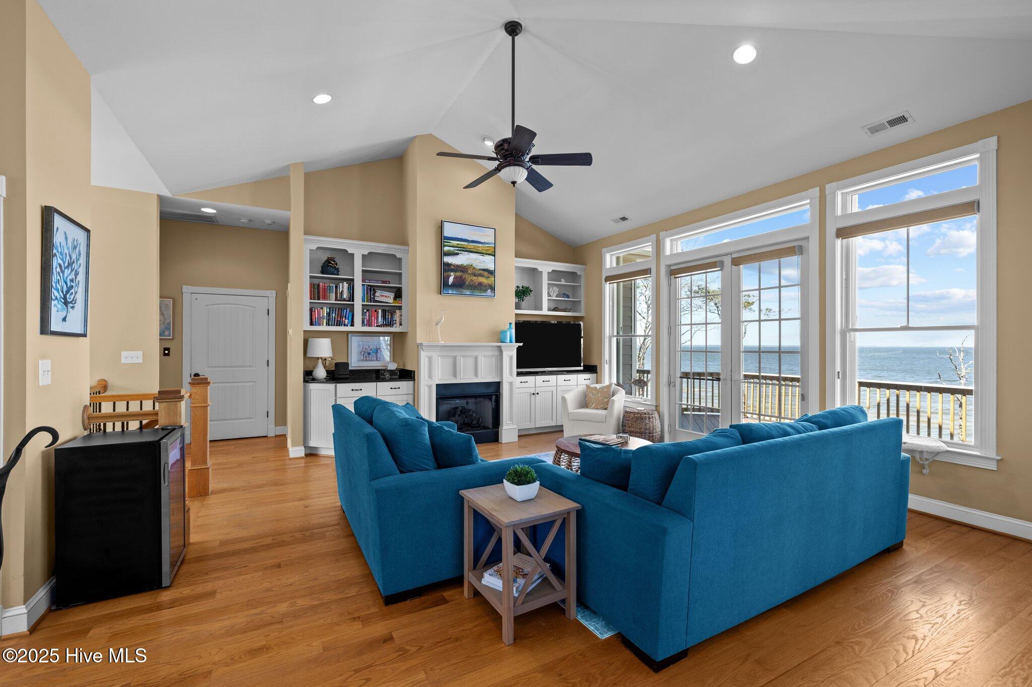 8-web-or-mls-1S3A4305 - Copy