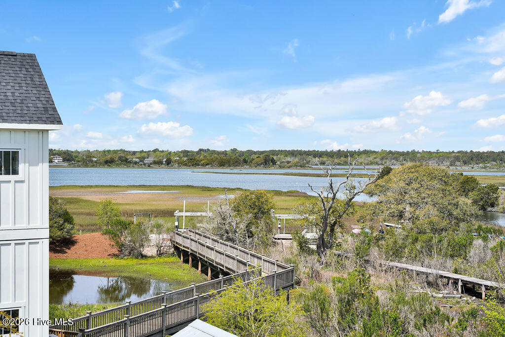 100566237 | Photo 23