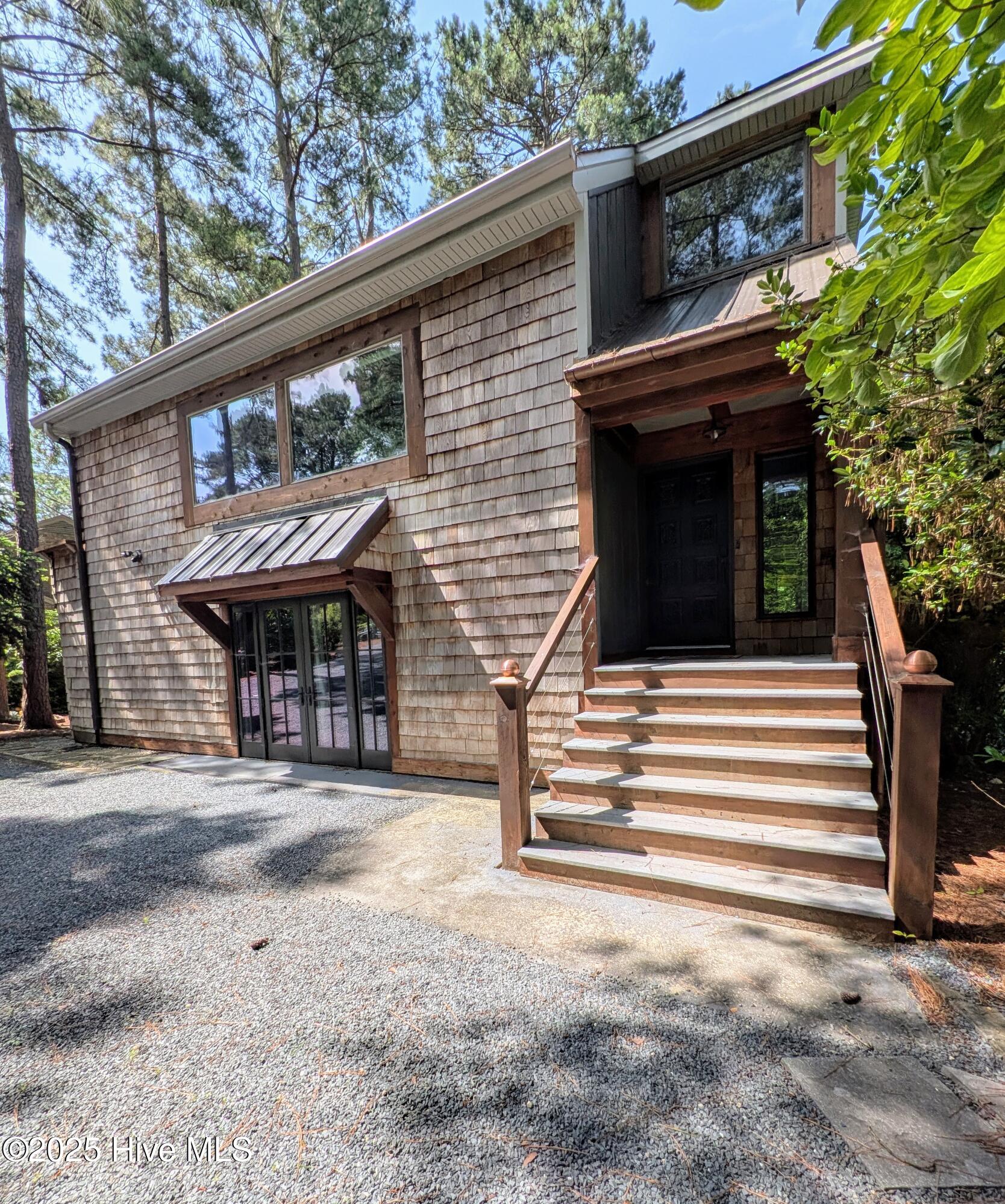 Homes for sale in Pinehurst, NC | 350 Pine Vista Dr, Pinehurst, NC 28374 | MLS# 100483825