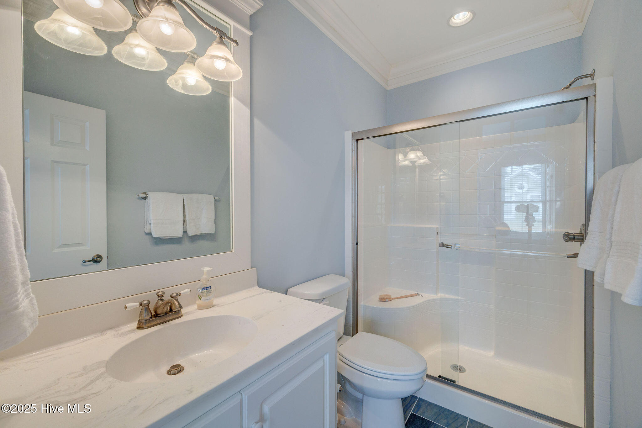 100530100 | Photo 24