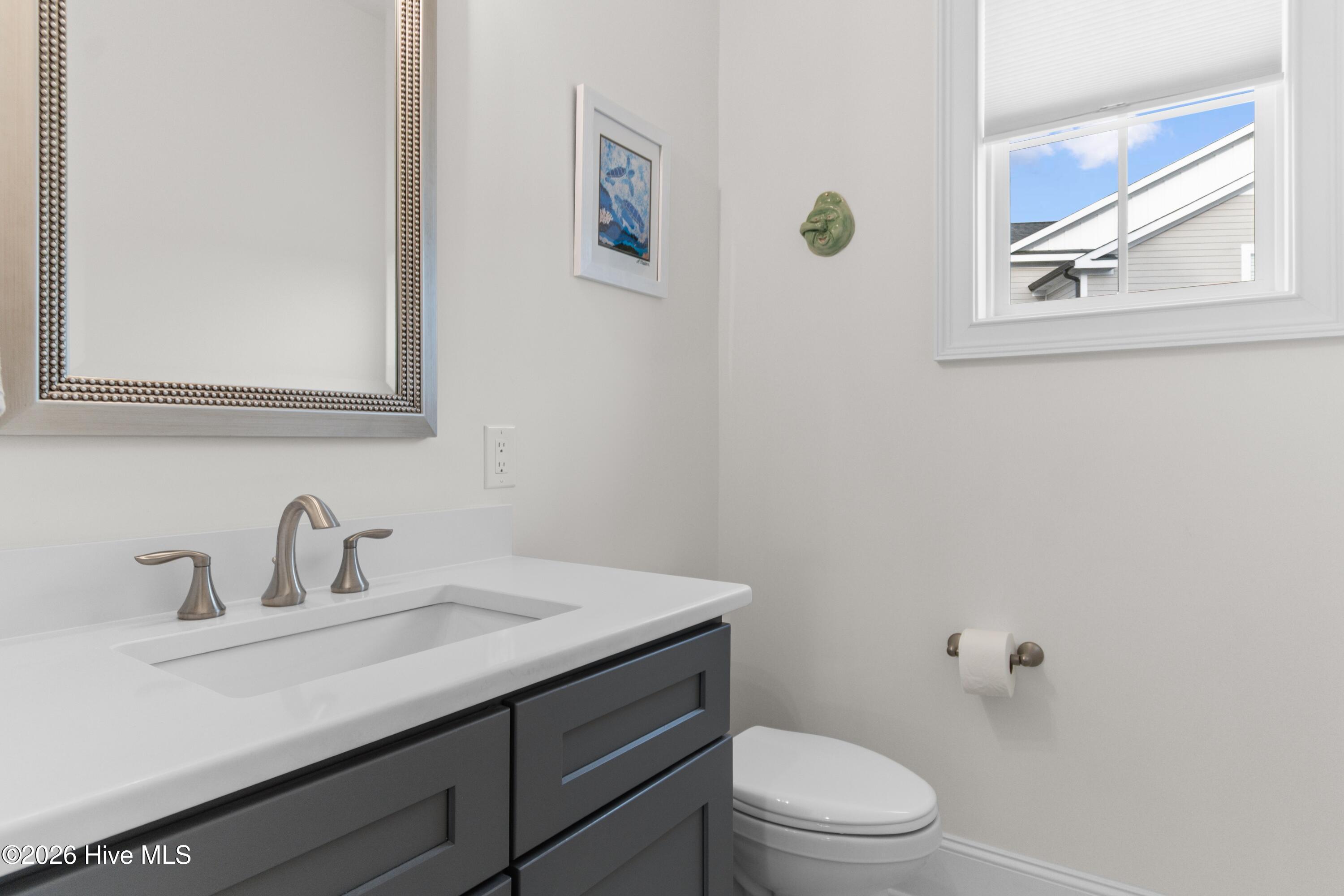 100555426 | Photo 24