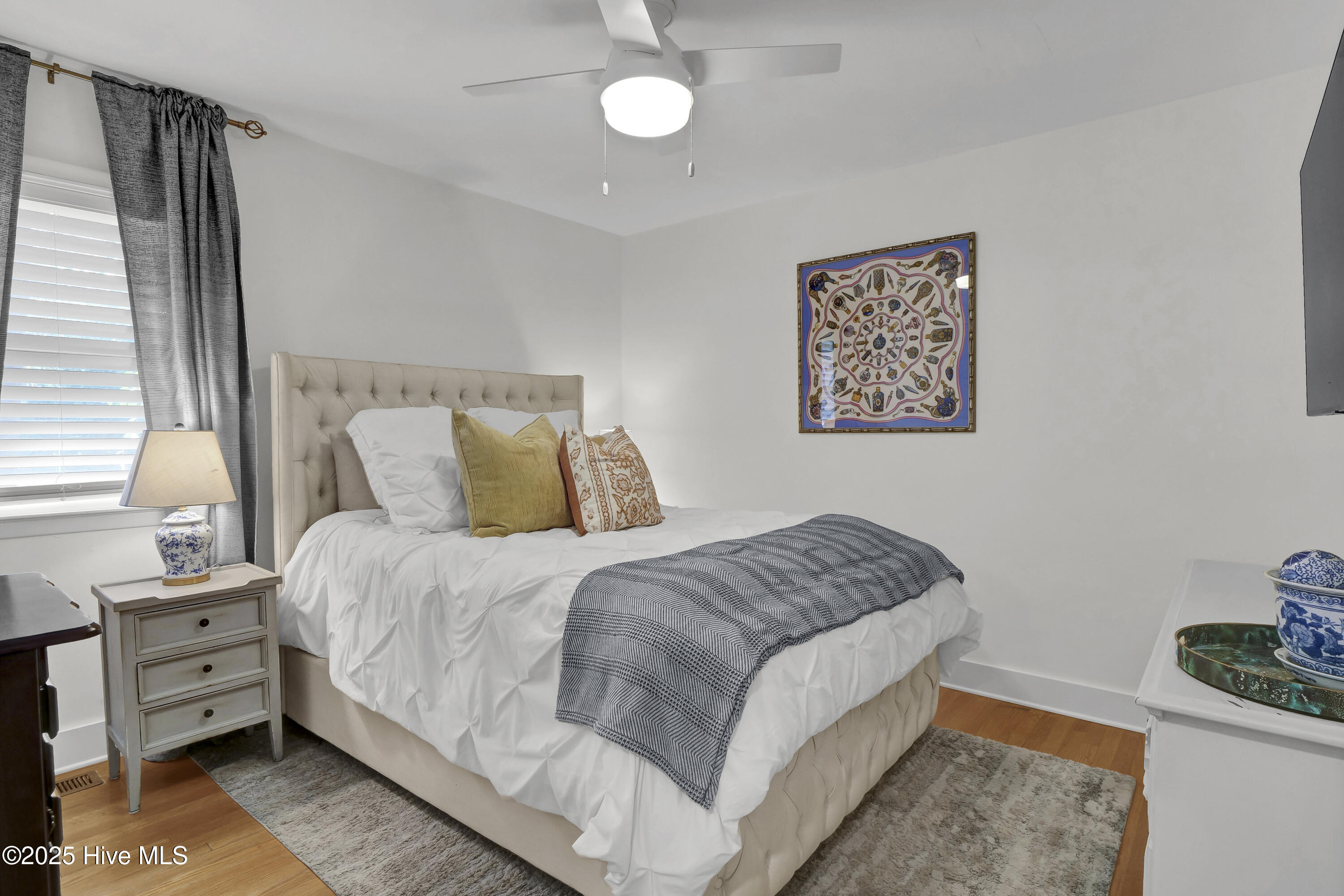 100537526 | Photo 16