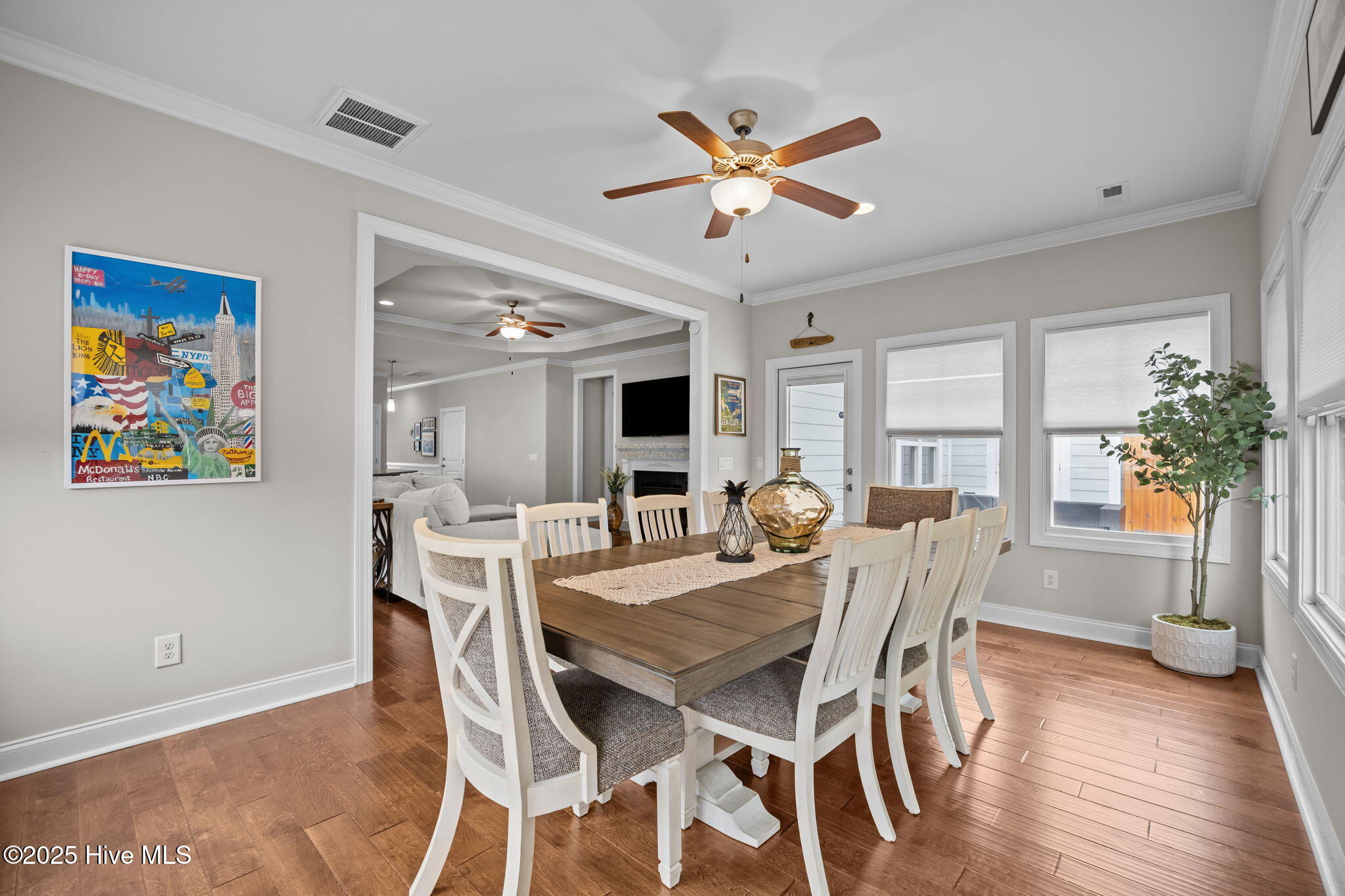 100536658 | Photo 20