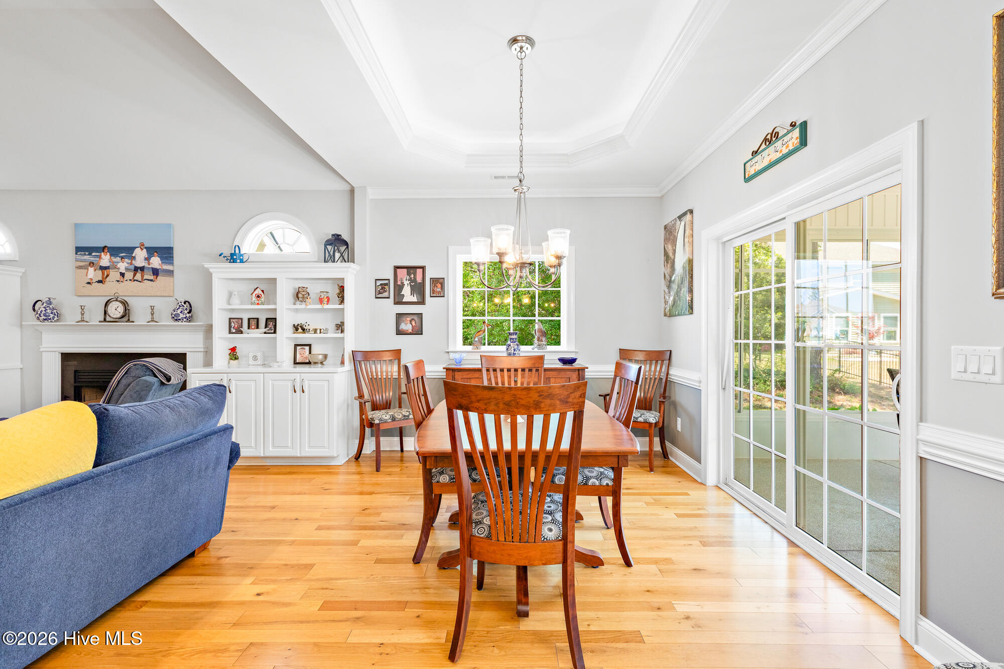 100567738 | Photo 17