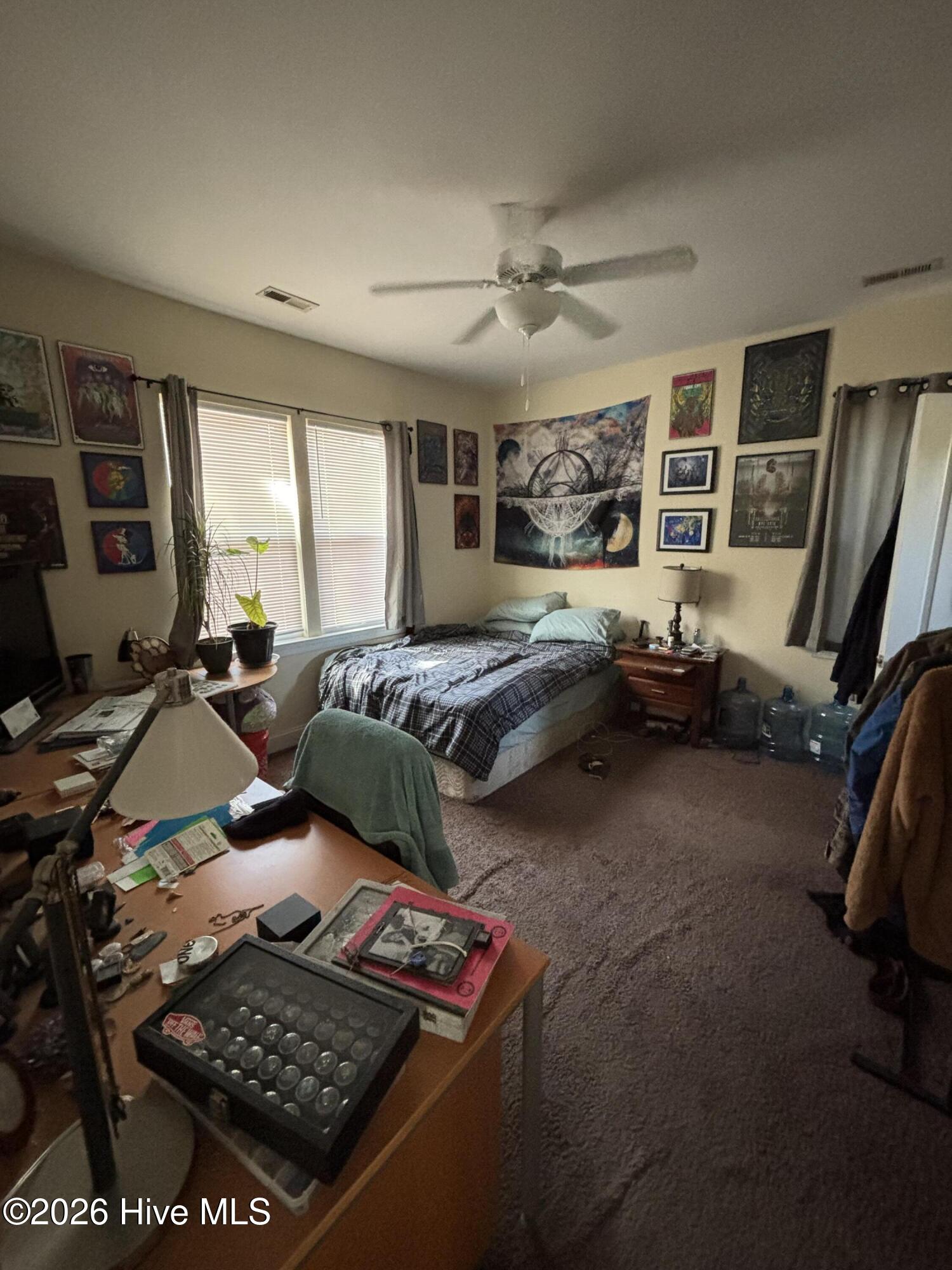 100561004 | Photo 34