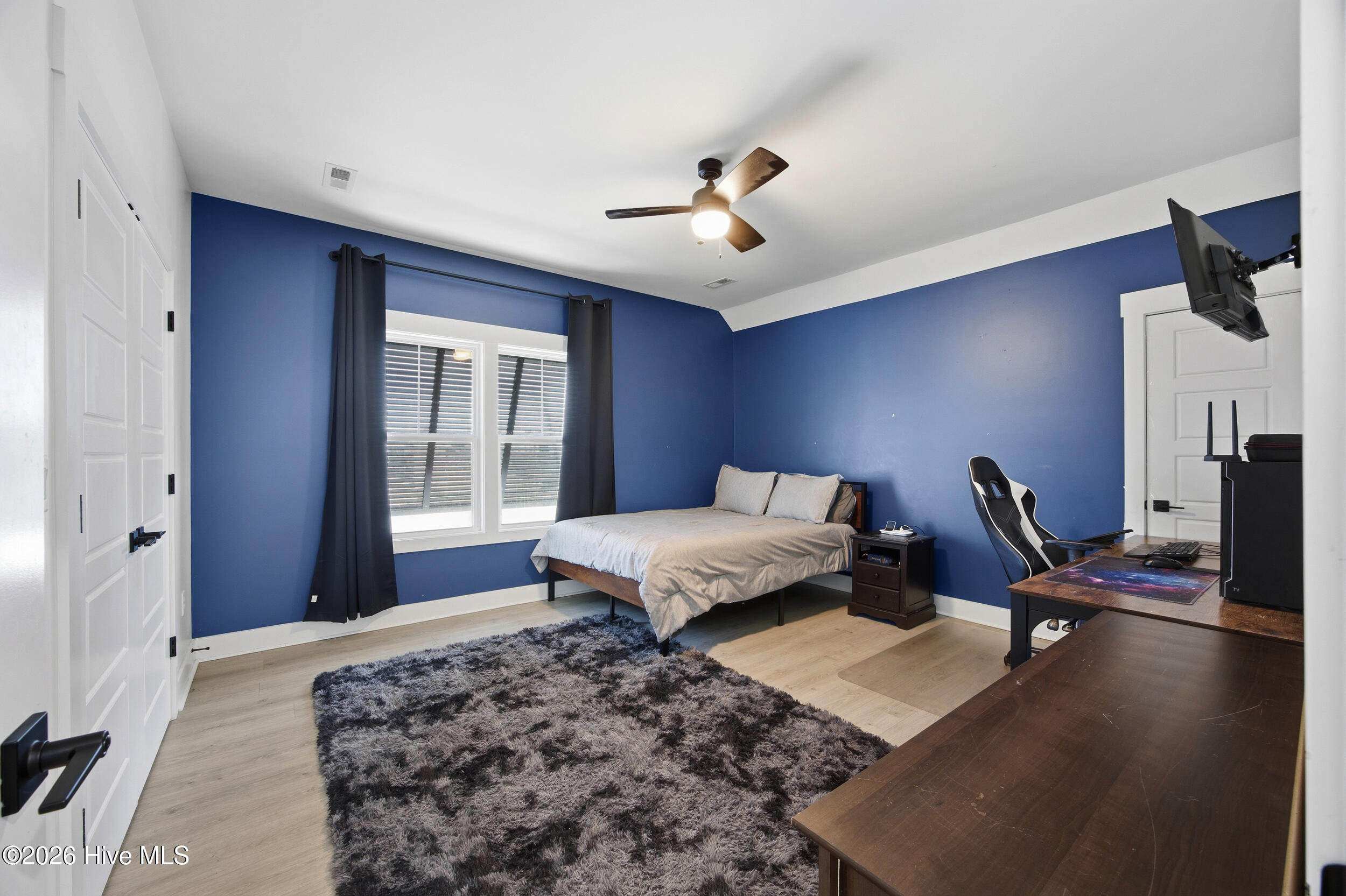 100558595 | Photo 58