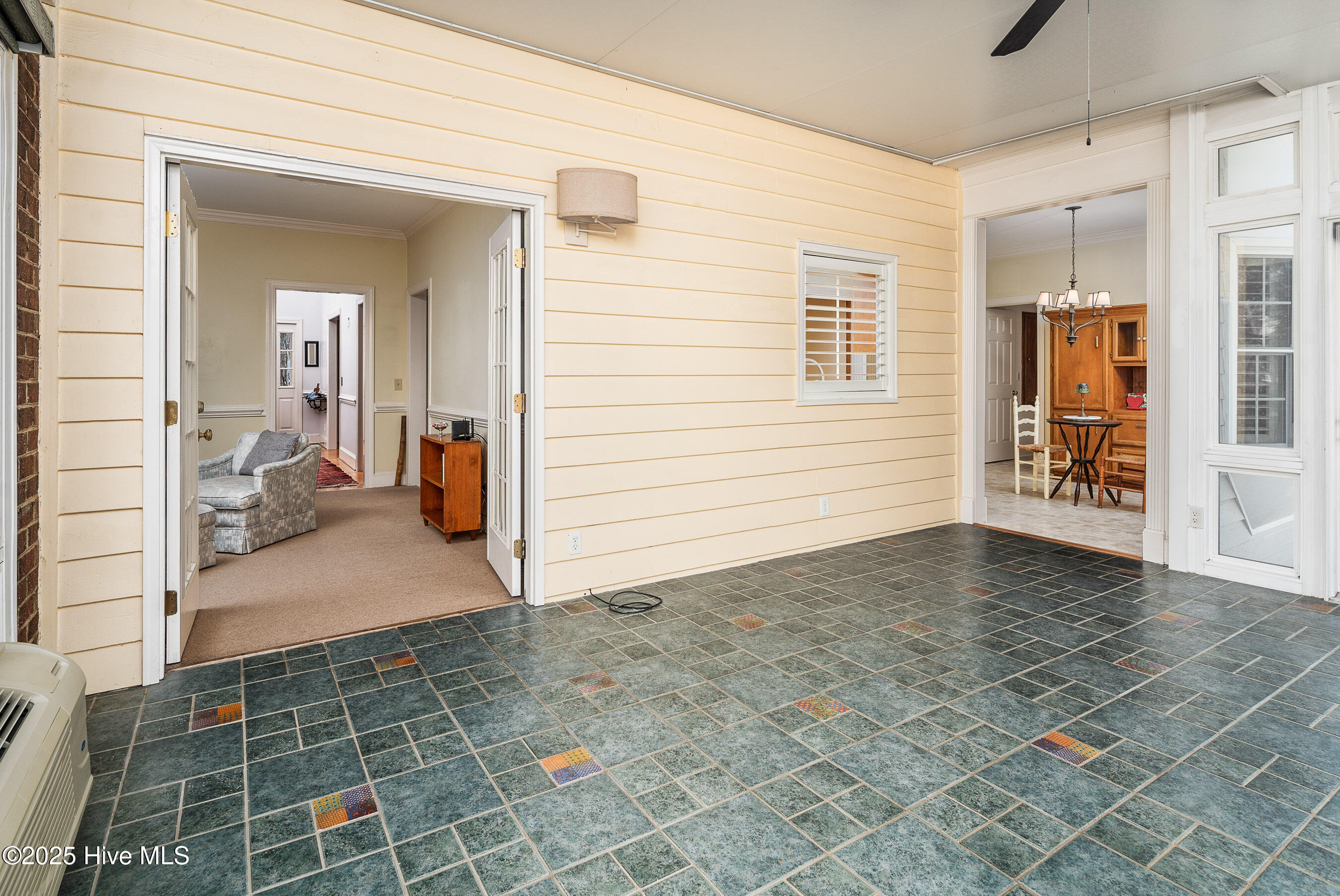 20250224 MLS H_Alligood 912 Bremerton Dr