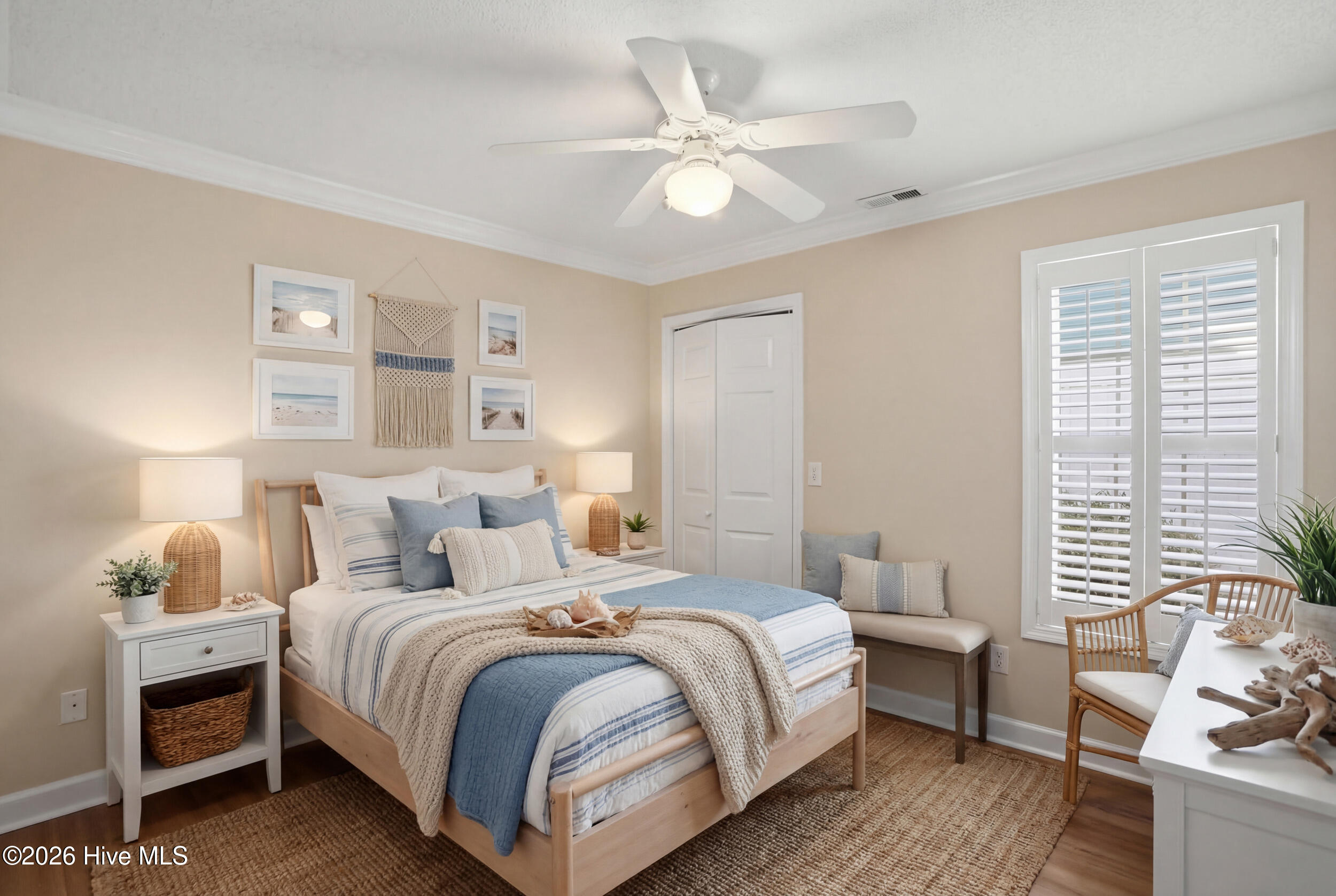 100559989 | Photo 31