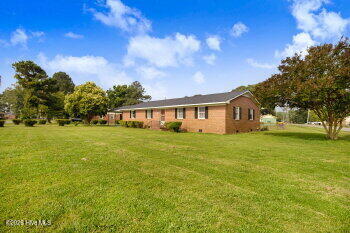 Exterior photo of 801 S Vance Street, Fremont, NC 27830. MLS: 100587942