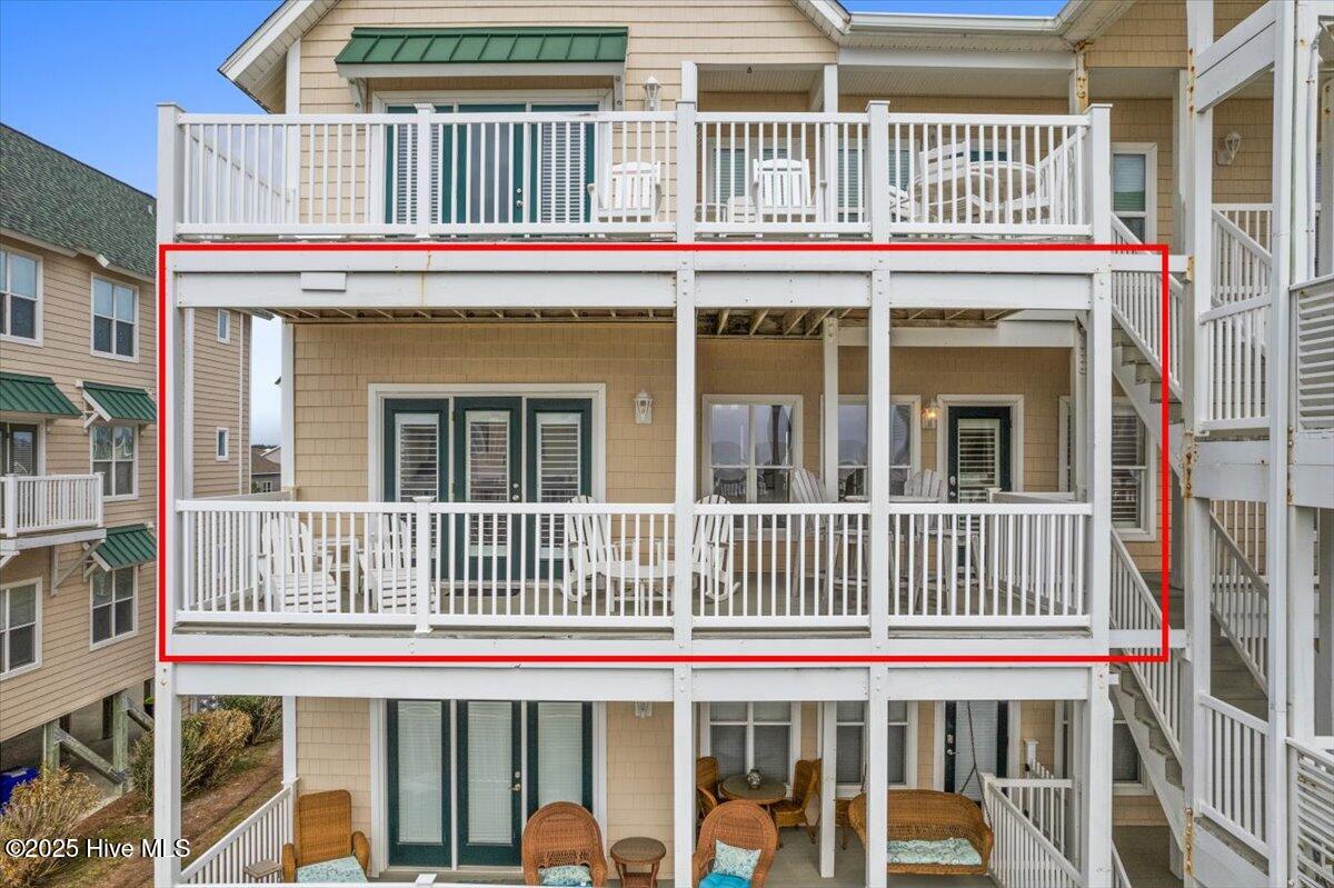 100540998 | Photo 49