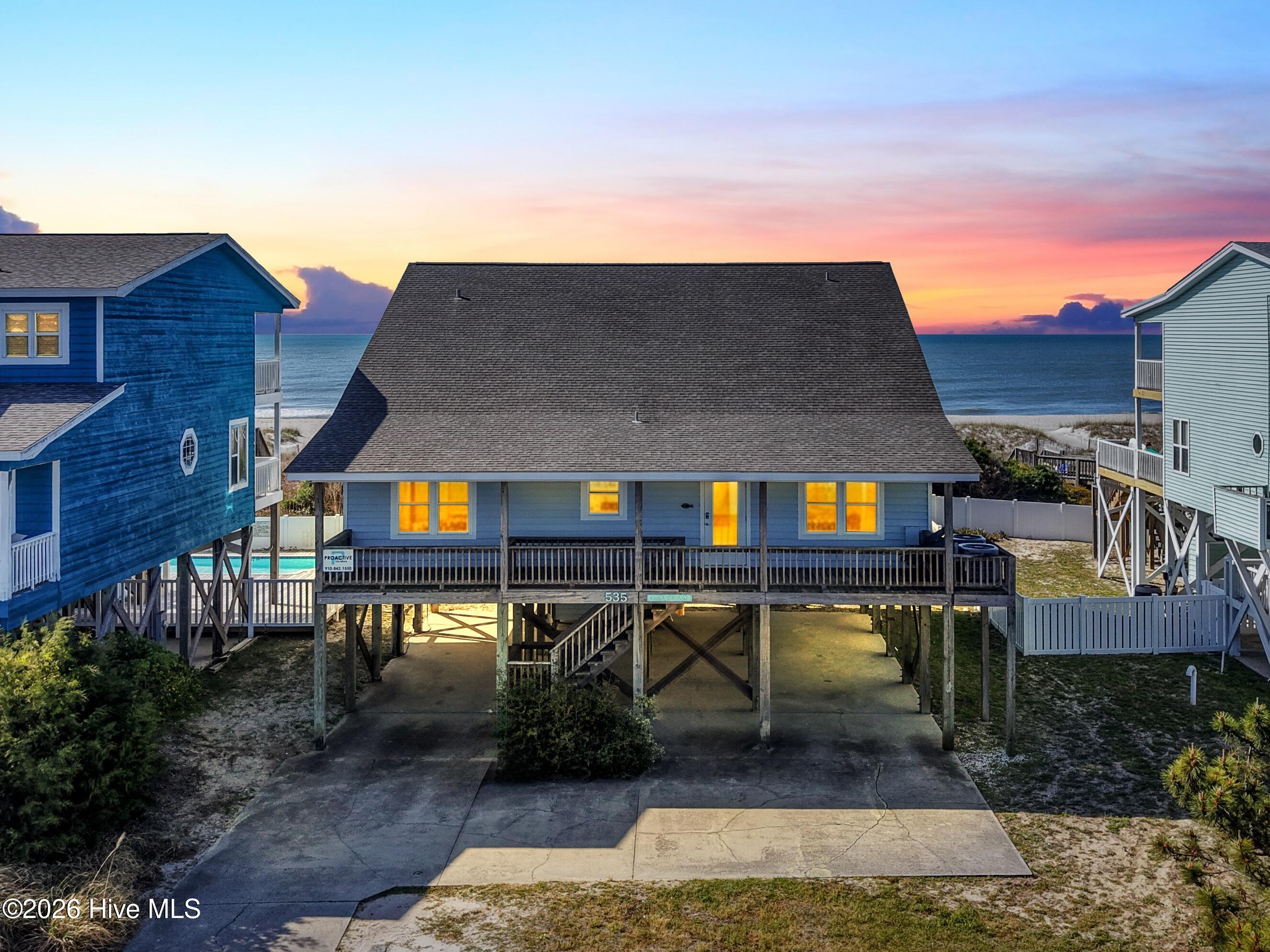 100566525 | Photo 49