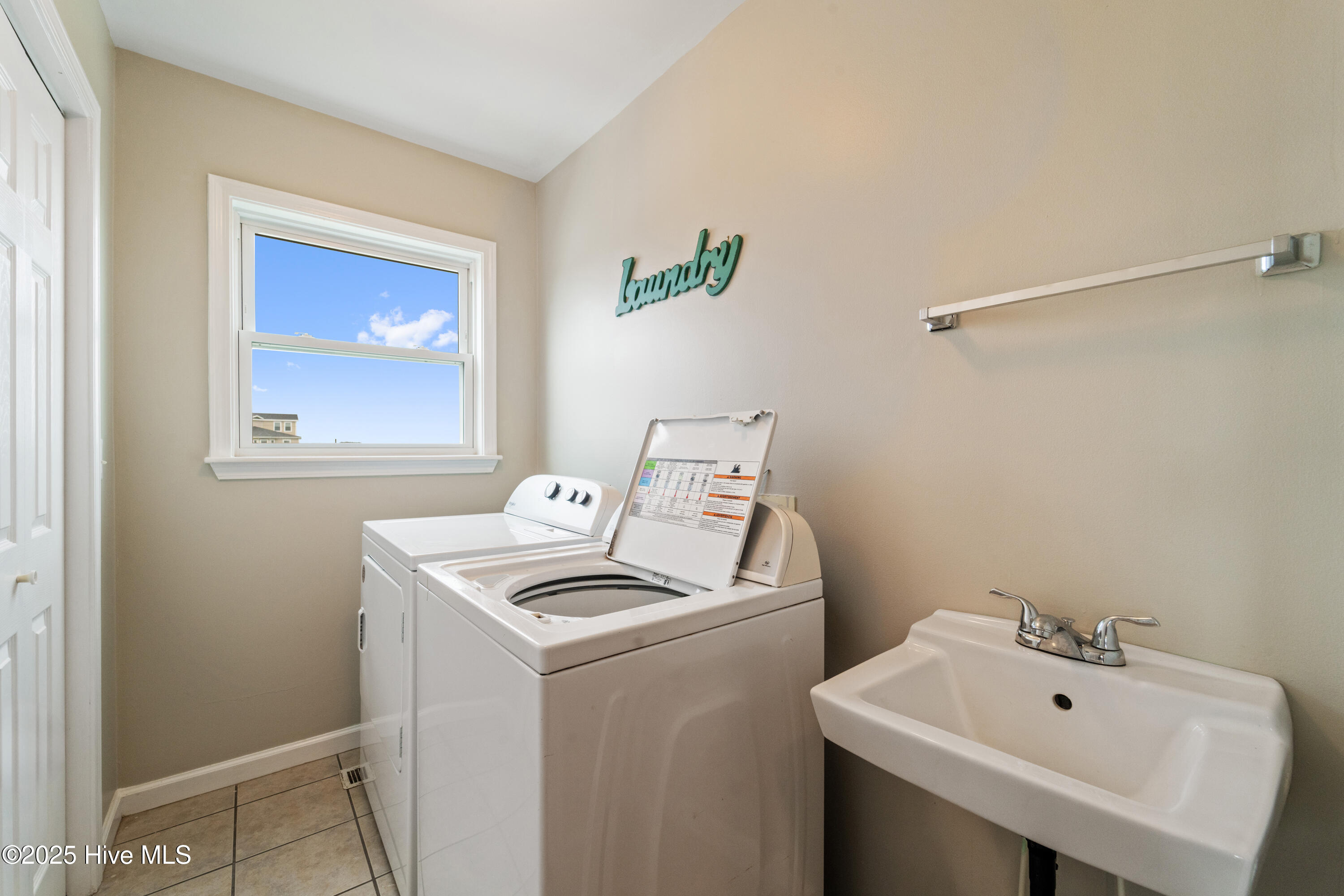 100533814 | Photo 110