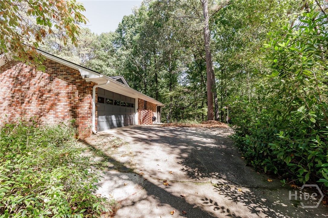 117 Gibbons Place