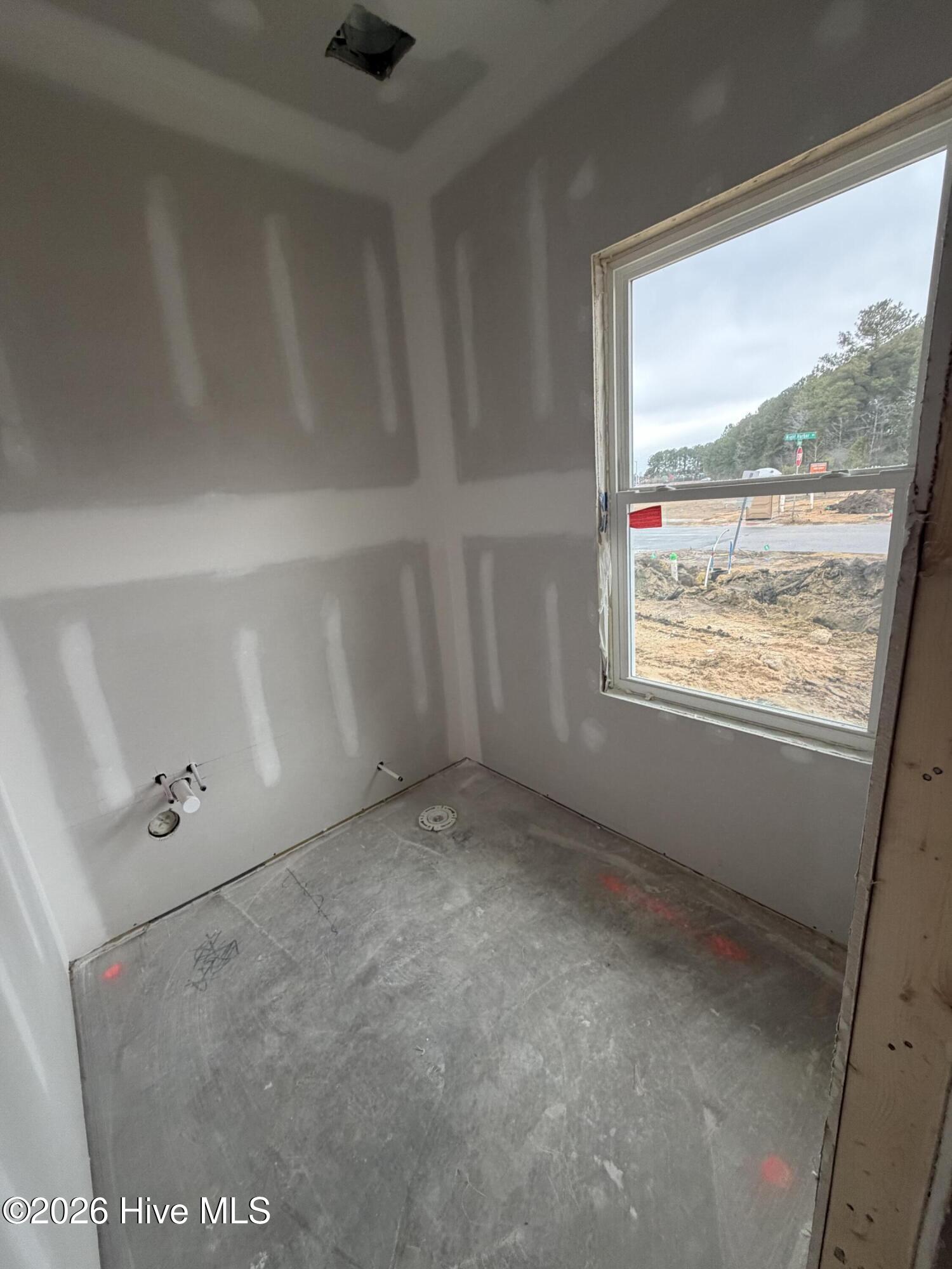 100547597 | Photo 57