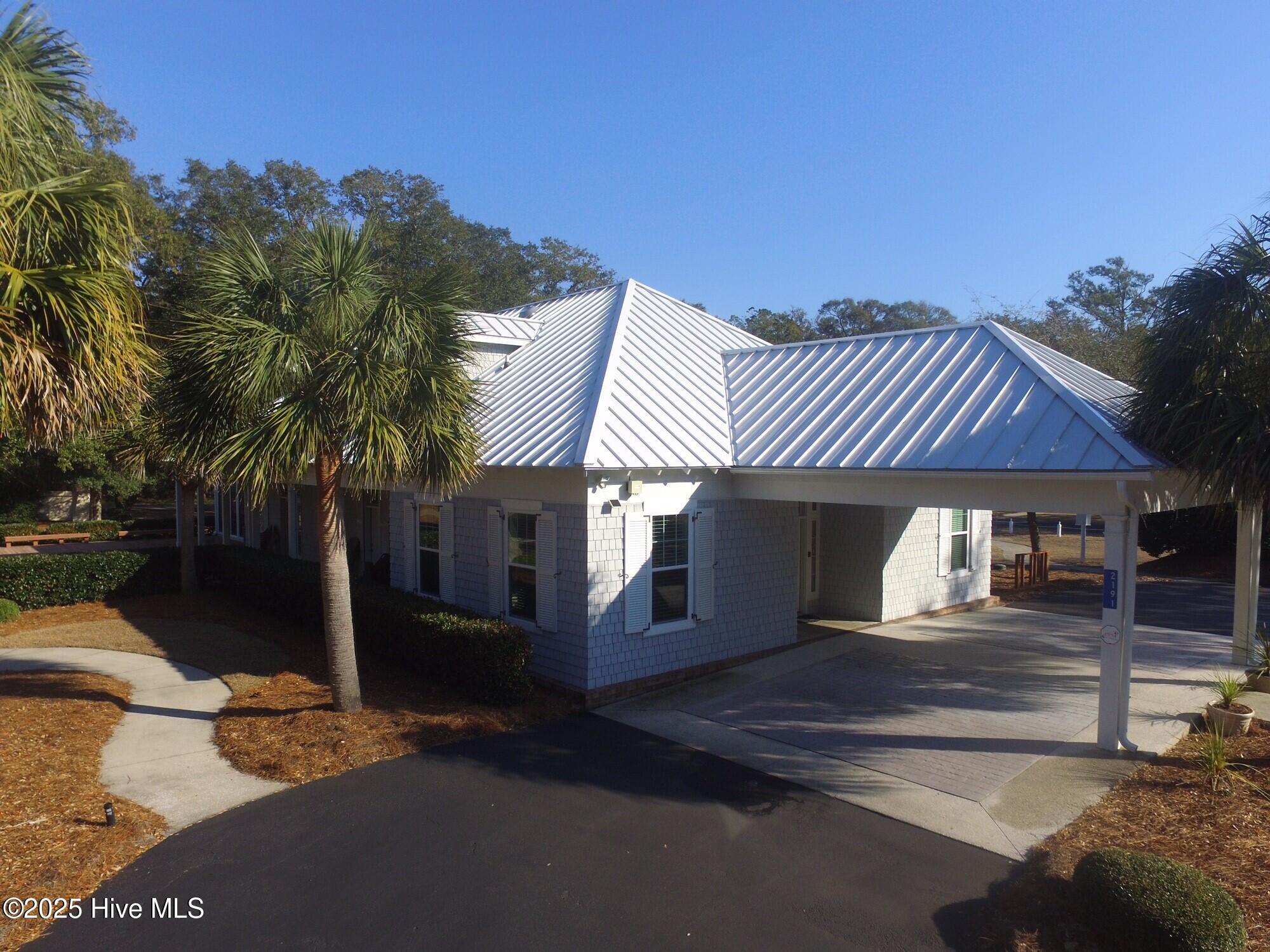 100528221 | Photo 15